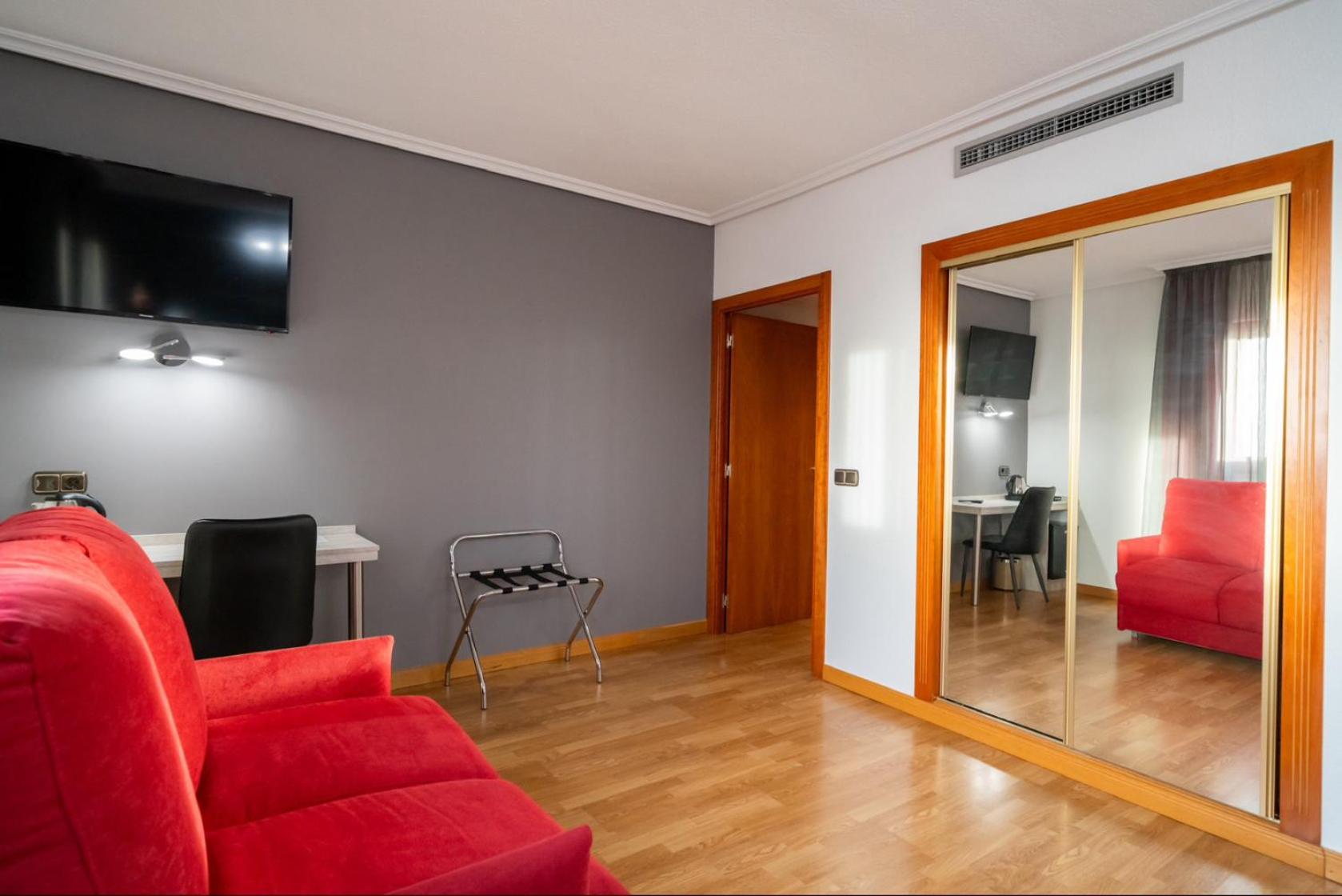 Superior Double or Twin Room photo 2