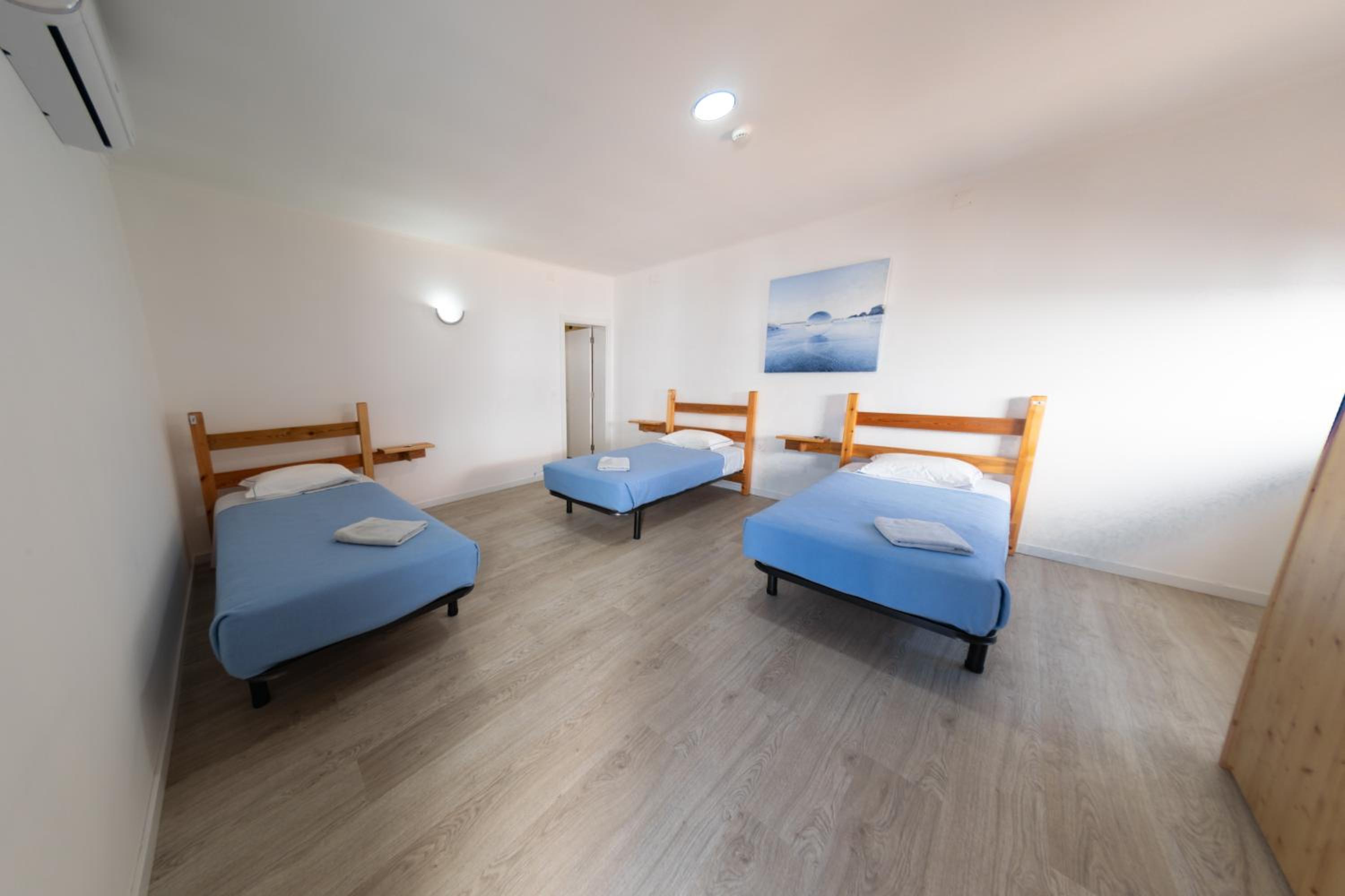Triple Room with Bathroom