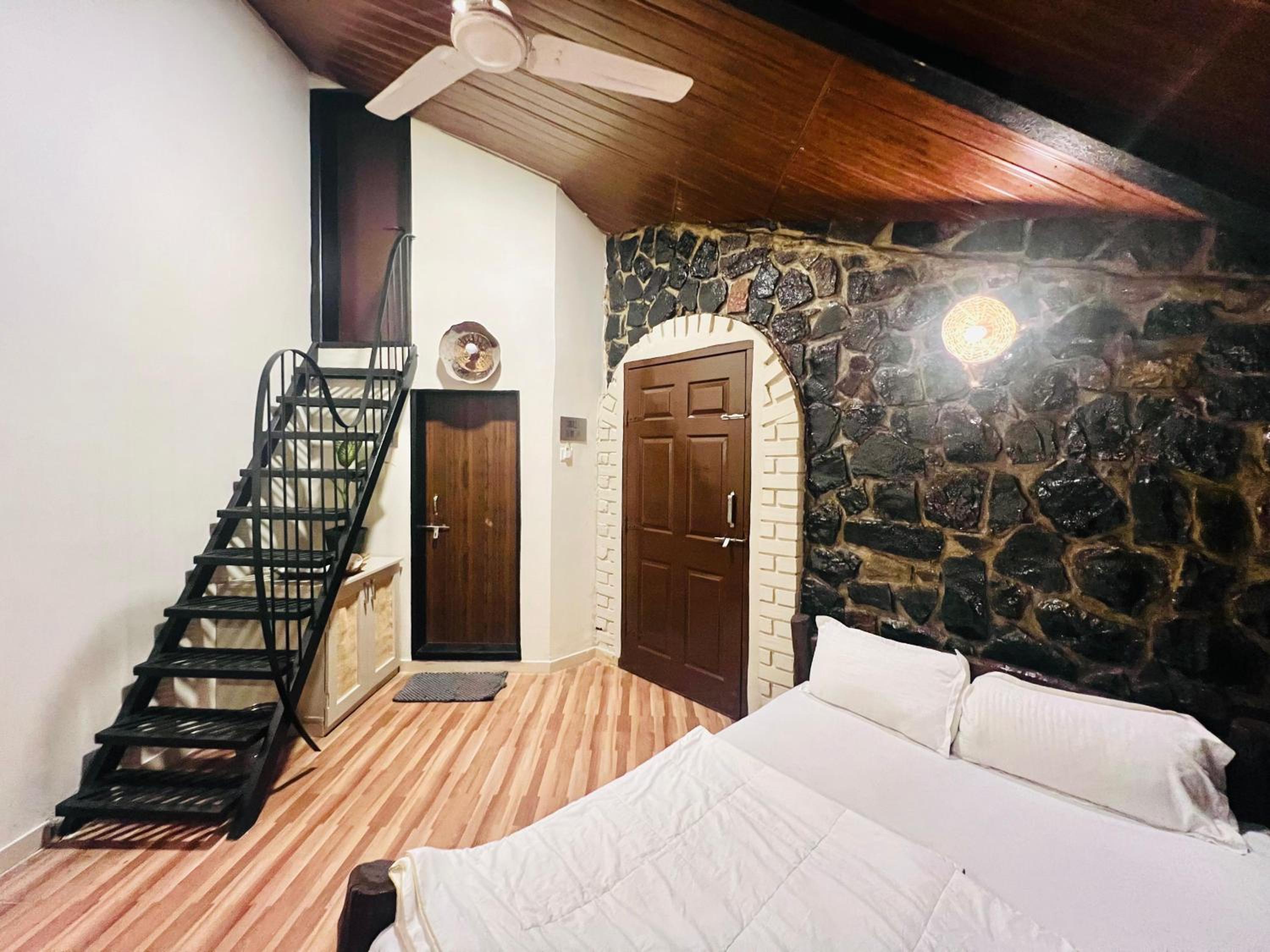 Double Room with Balcony photo 1