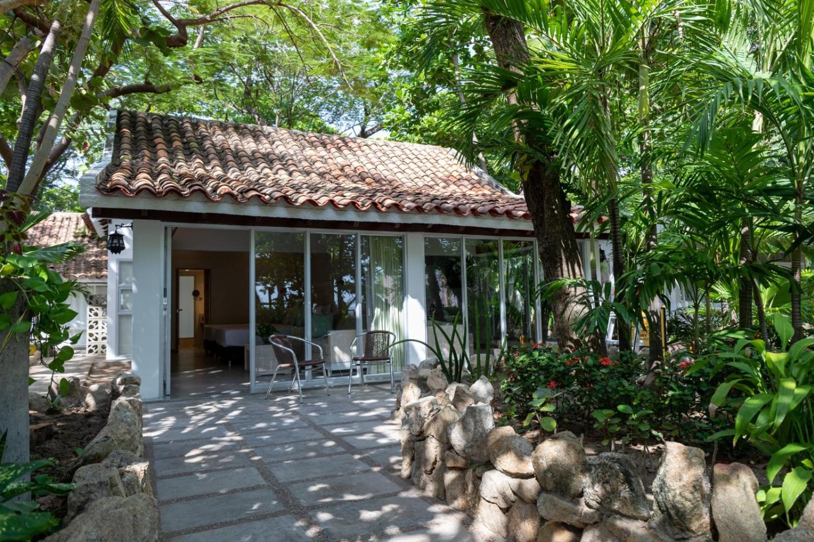 Standard Bungalow photo 2