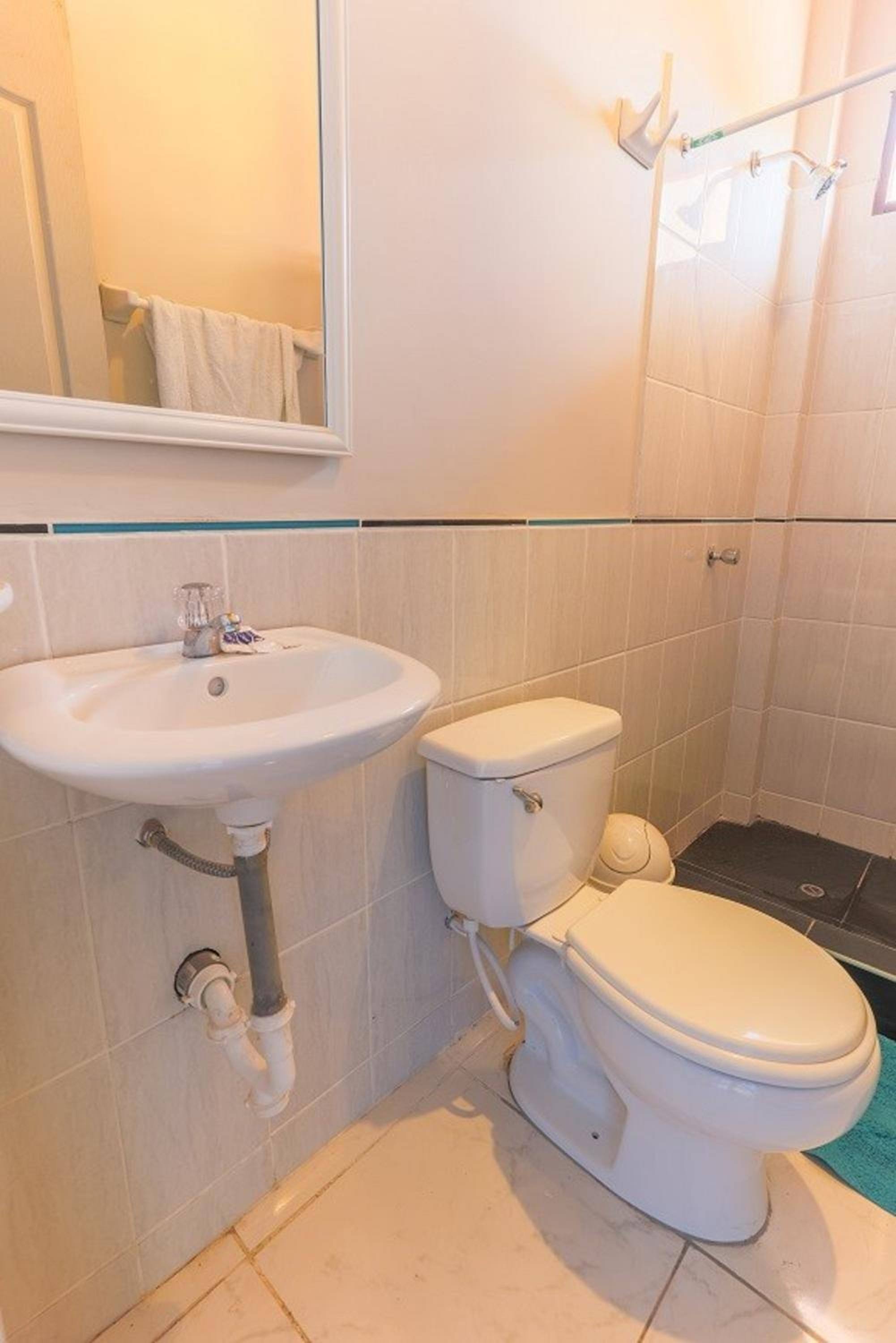 Budget Twin Room photo 2