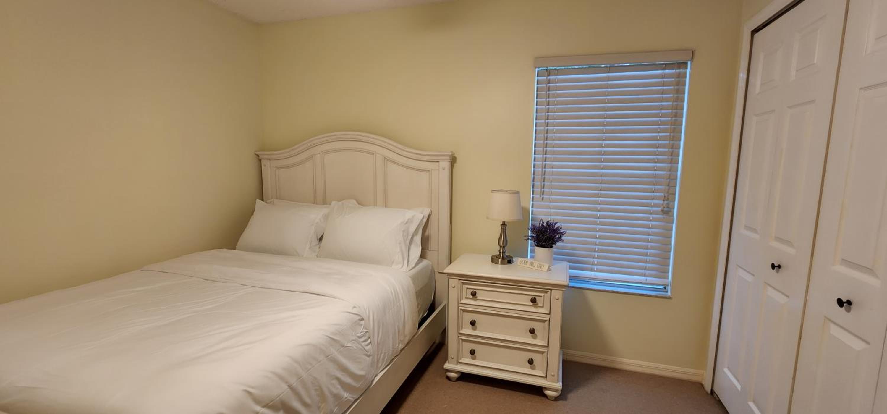 Three-Bedroom House photo 1