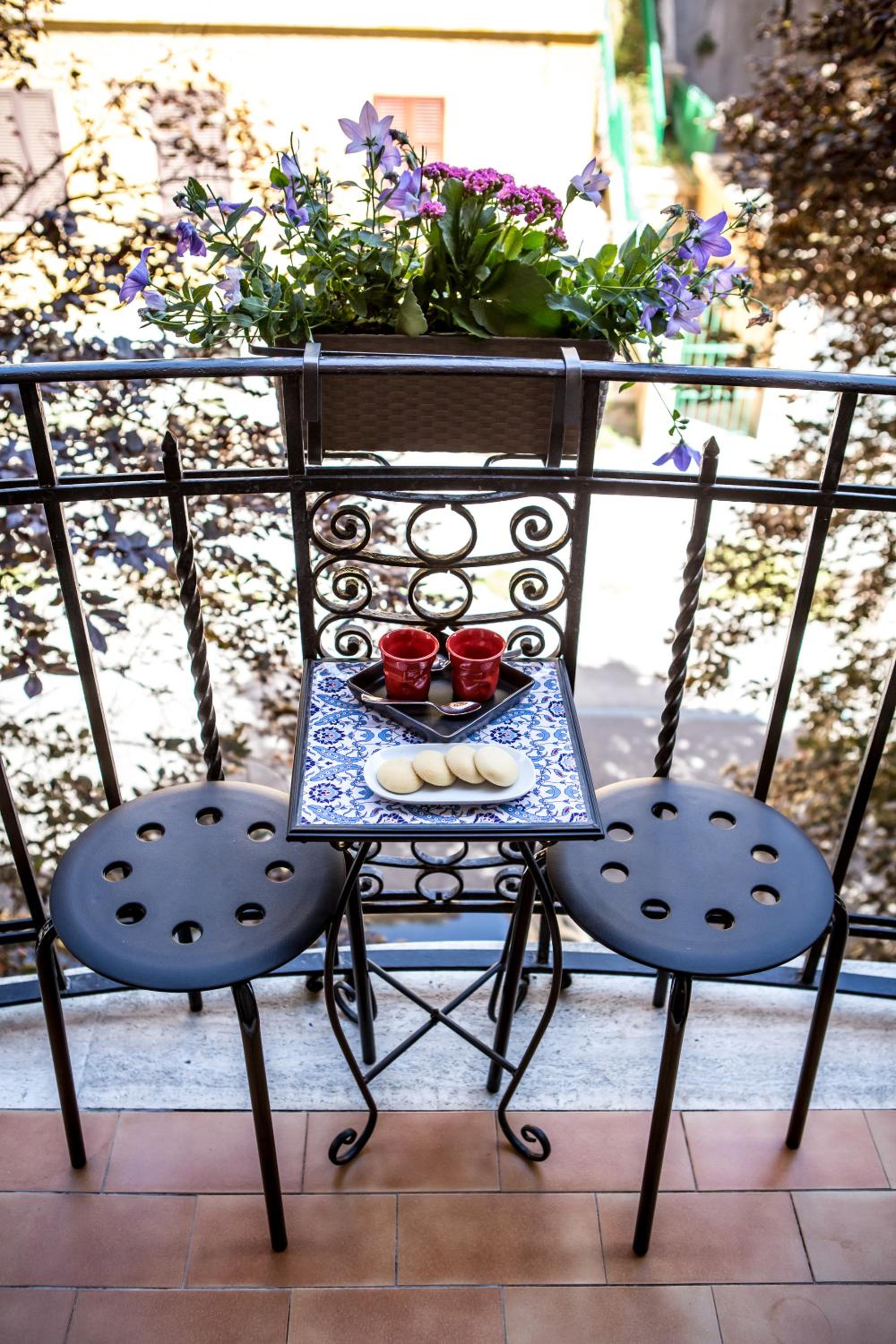 Double or Twin Room with Balcony photo 2