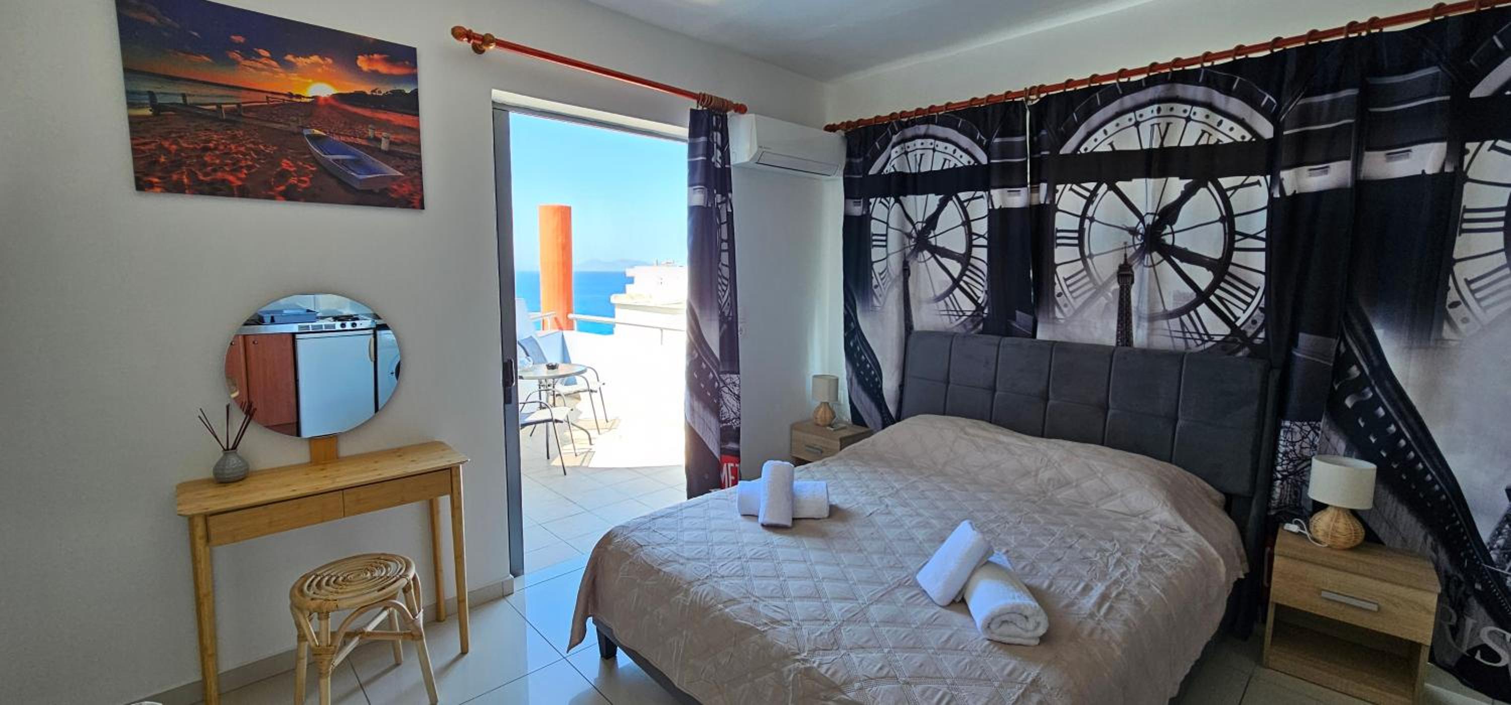Studio with Sea View
