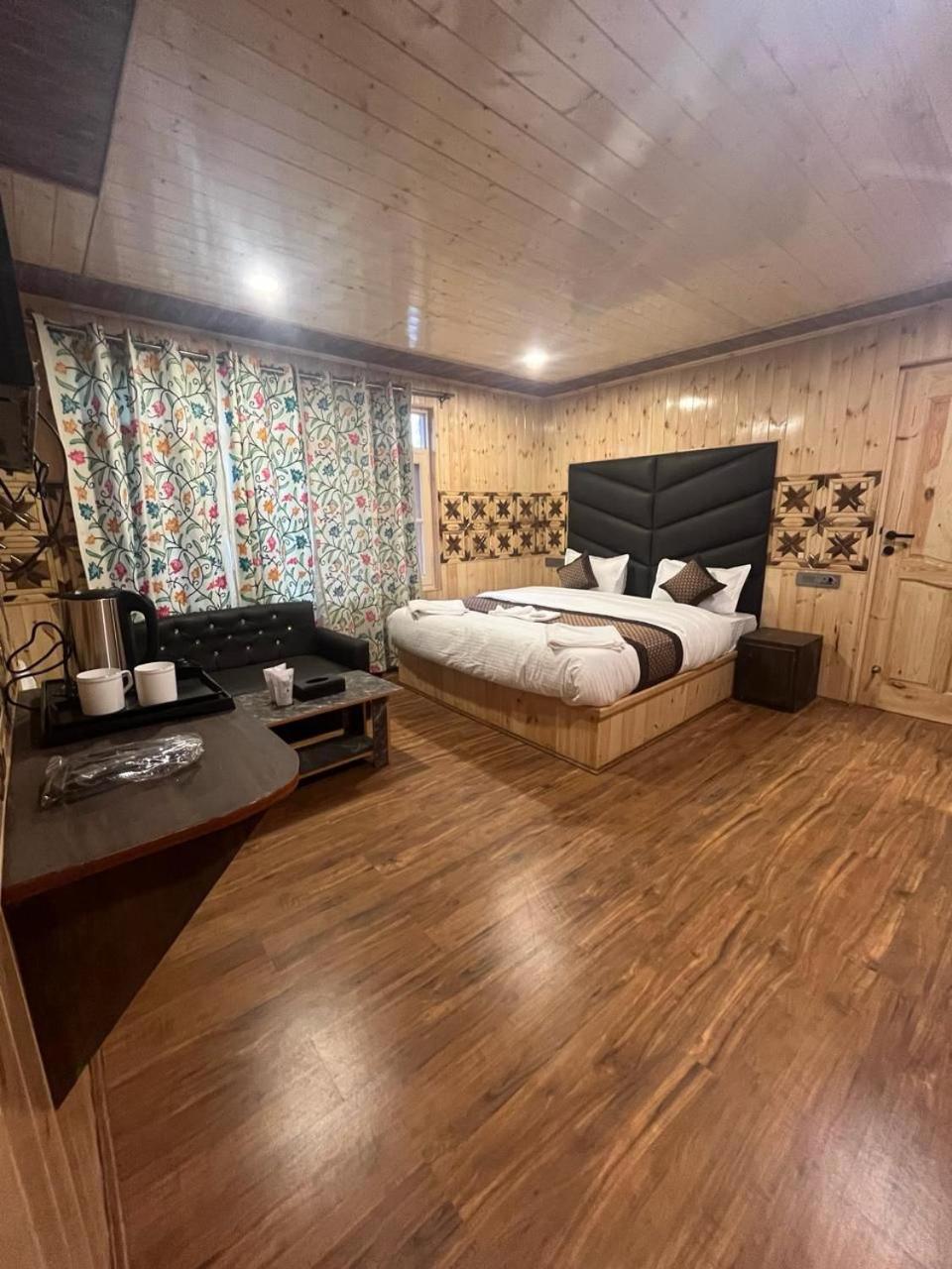 Suite photo 1