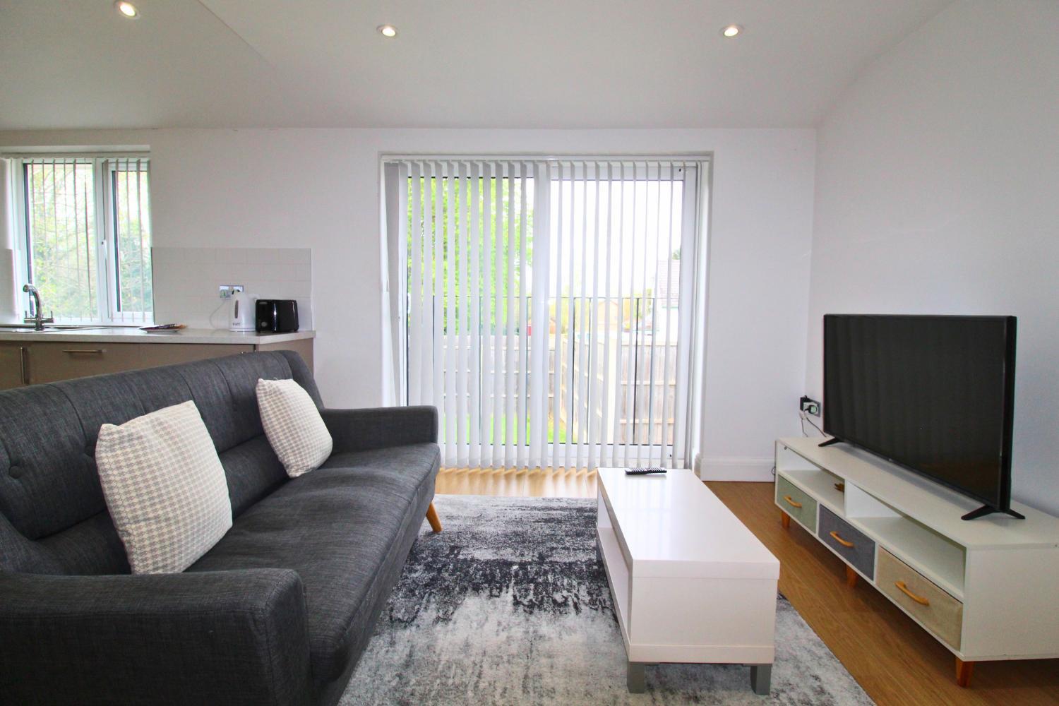 One-Bedroom Apartment photo 2