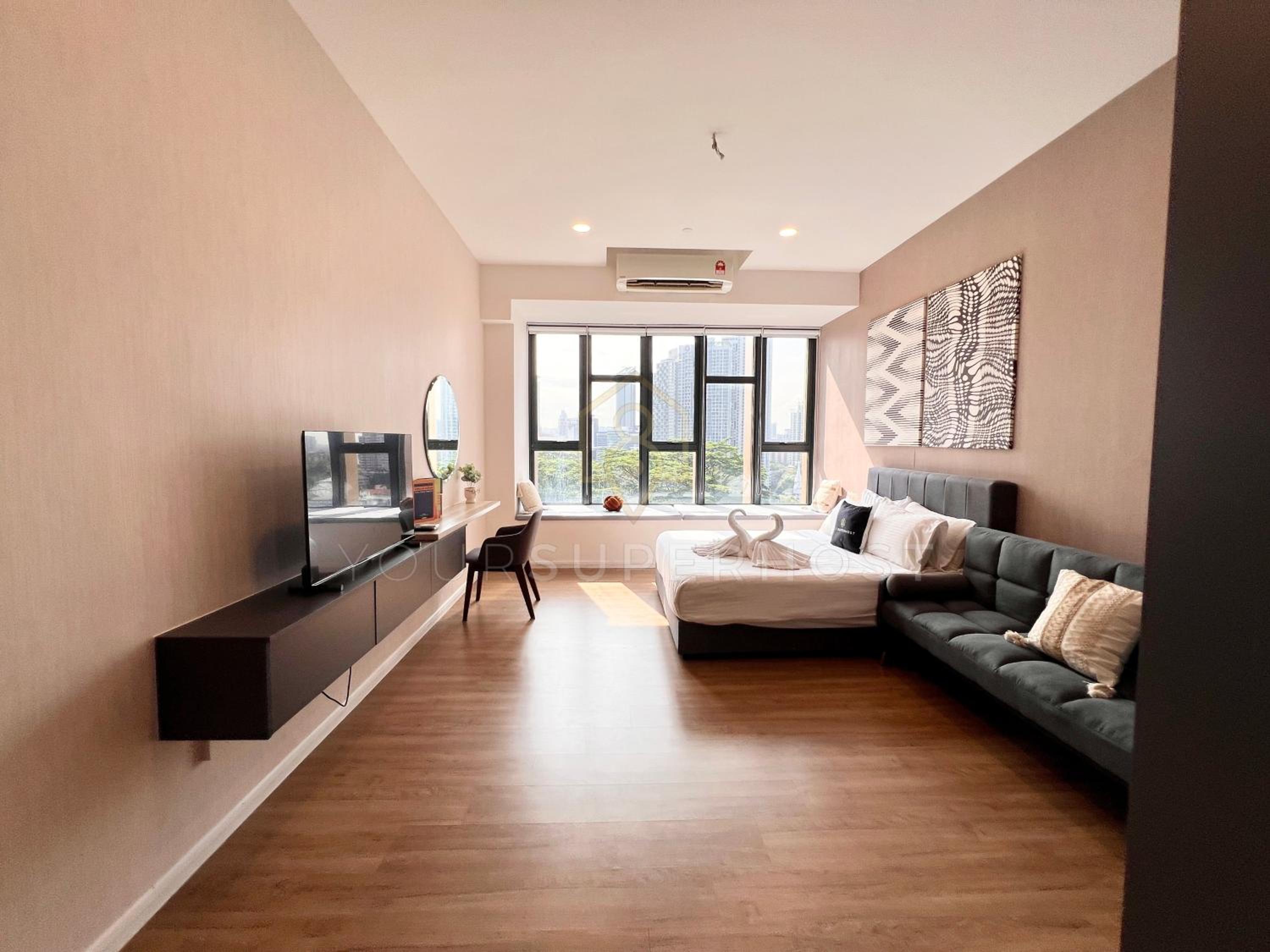 Suite with City View