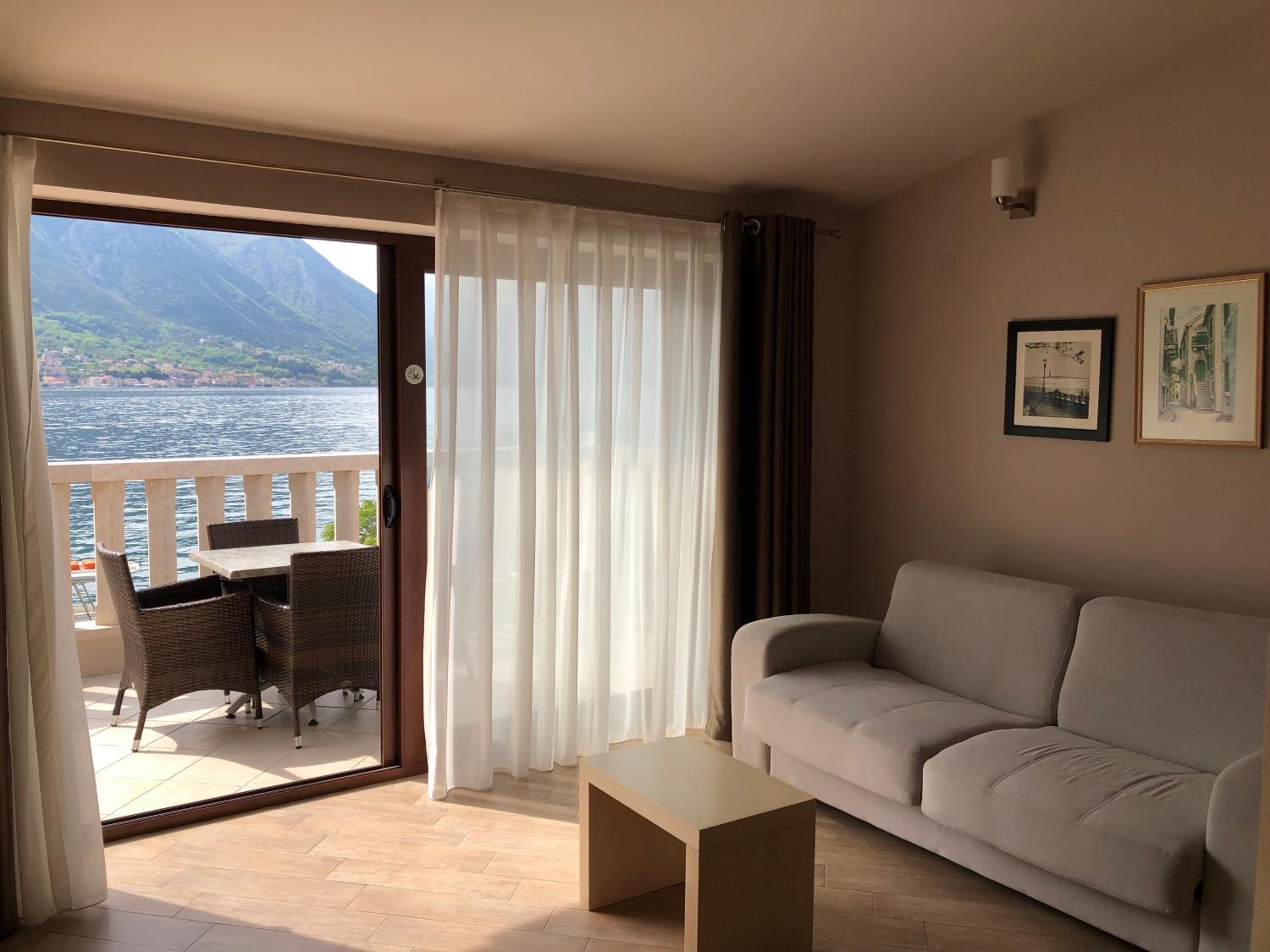 Superior Apartment photo 3