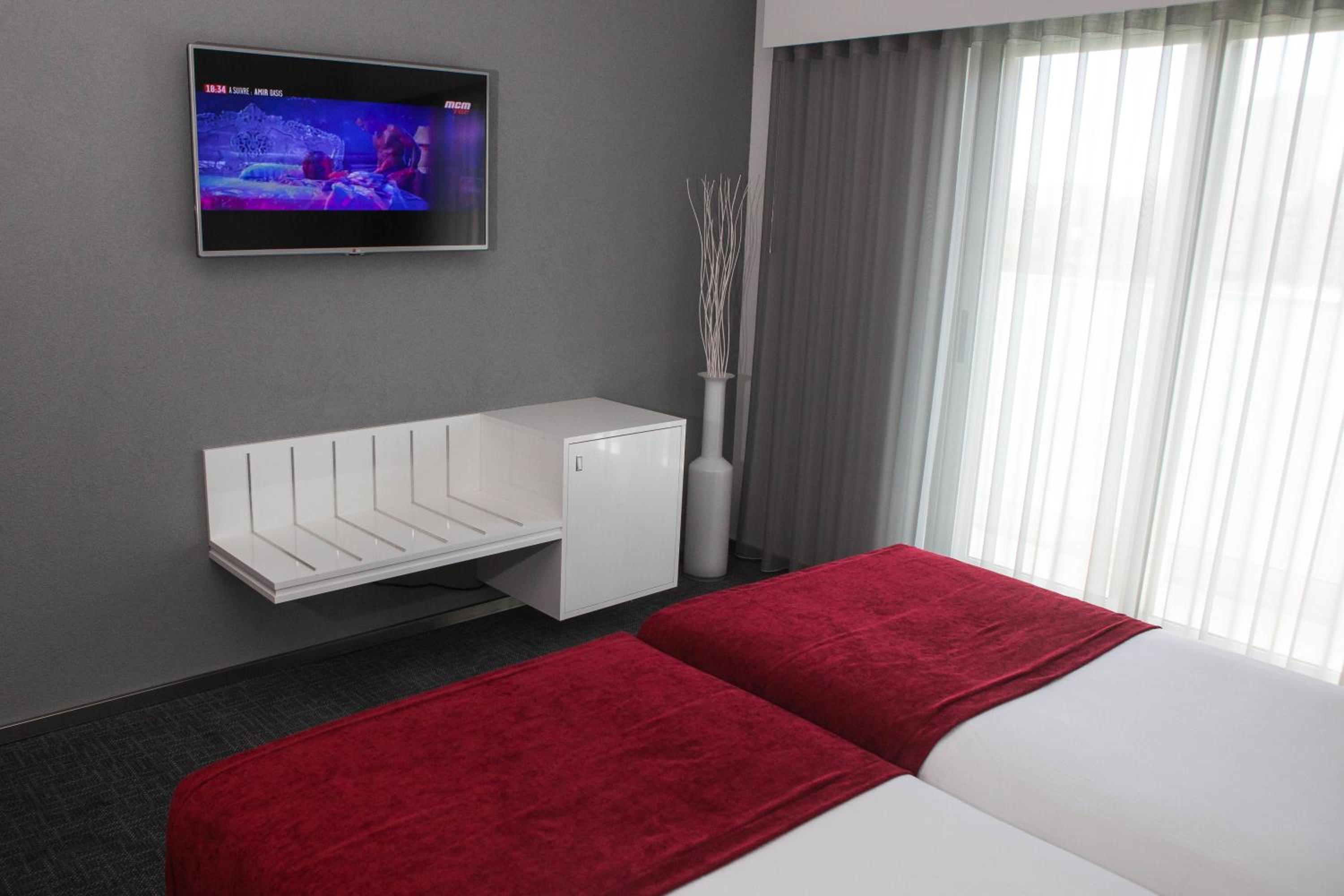 Twin Room - Photo 5