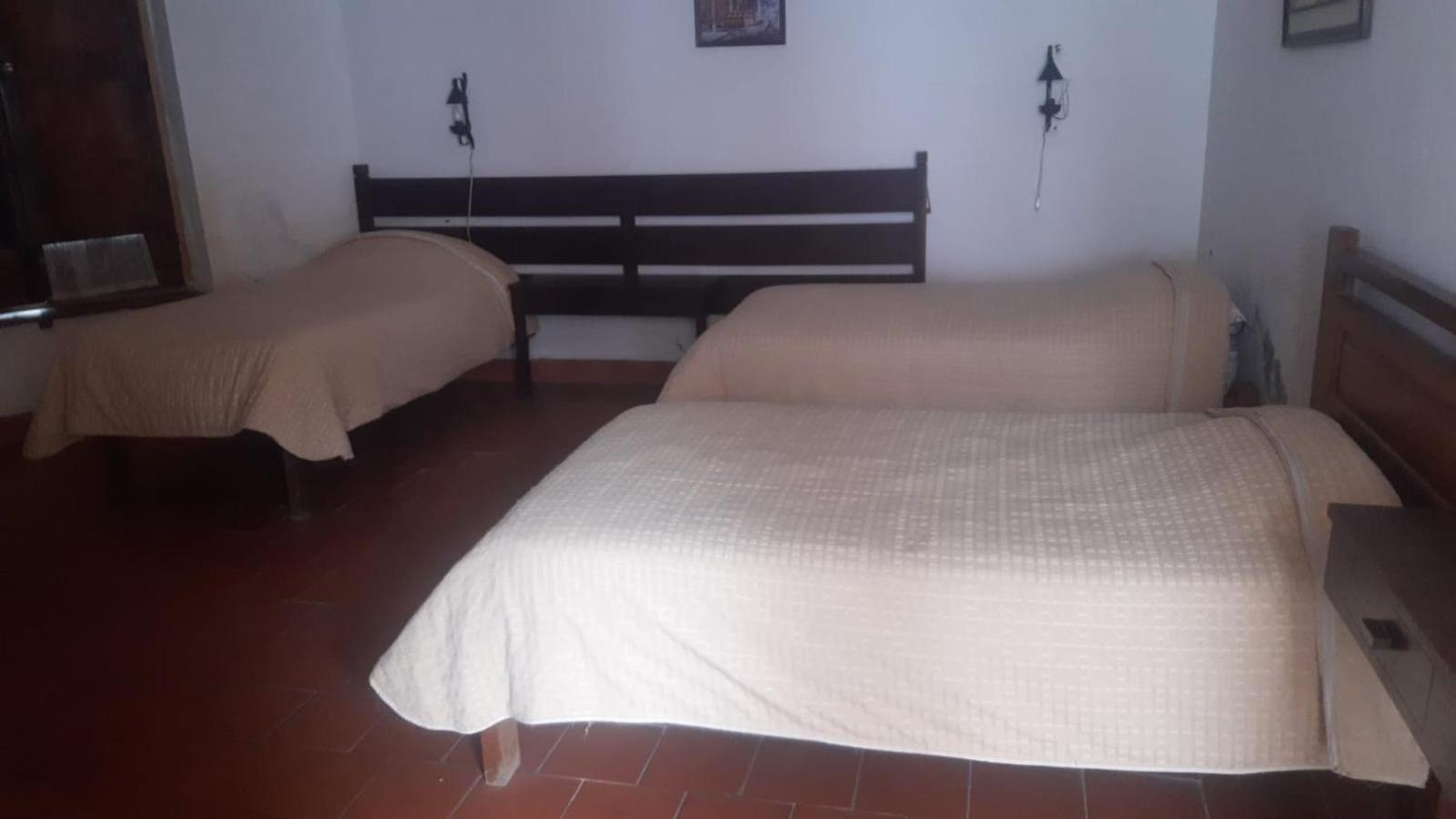 Triple Room with Private Bathroom photo 1
