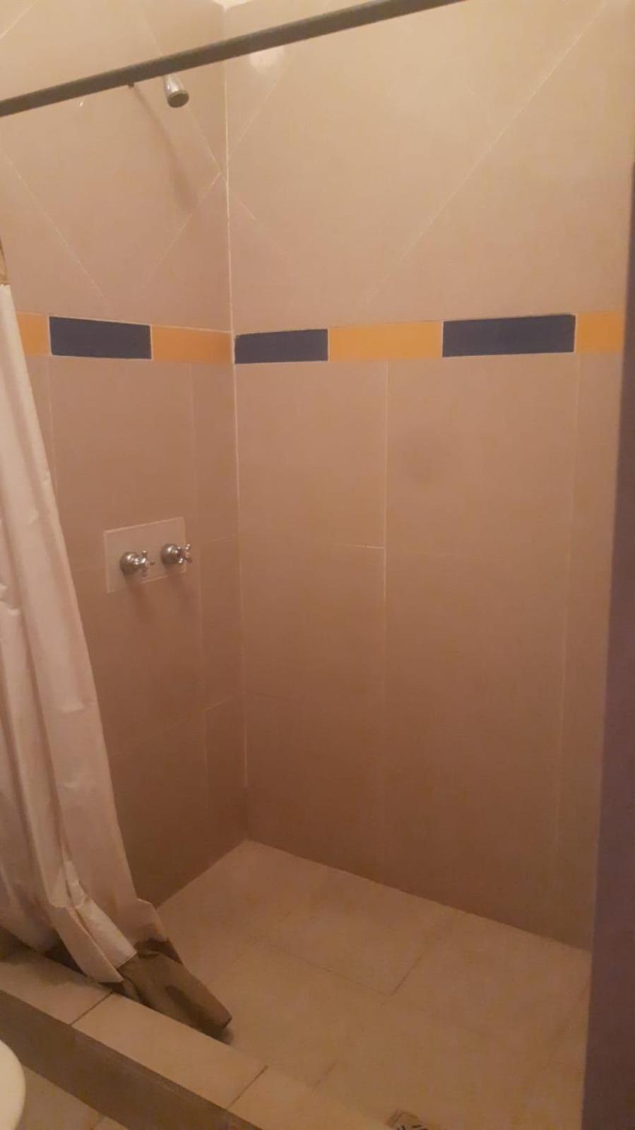 Twin Room with Private Bathroom photo 3
