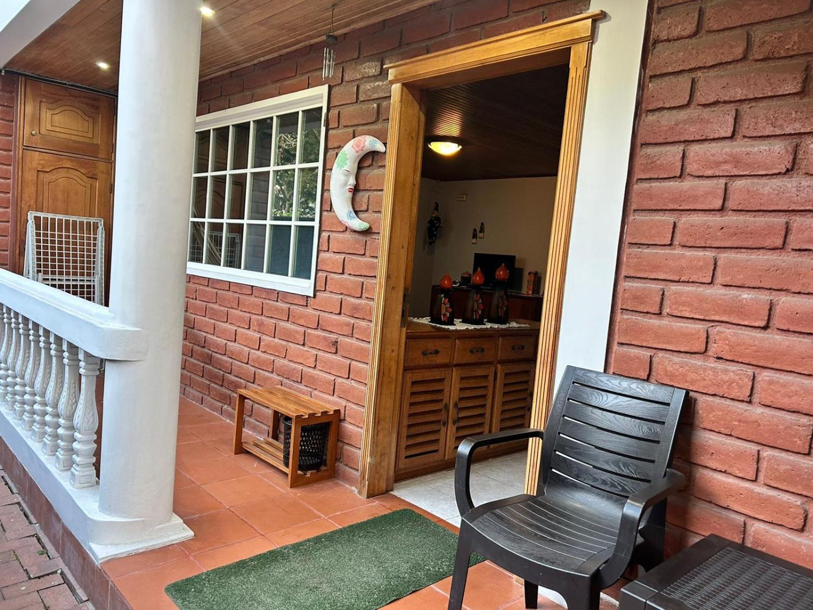 Apartment - Ground Floor photo 2
