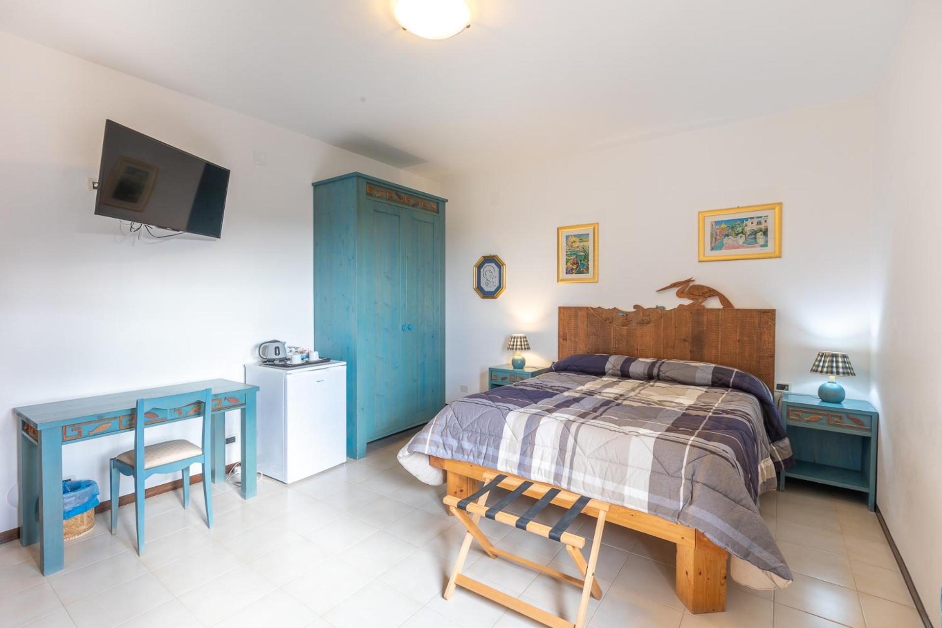 Double Room - Photo 17