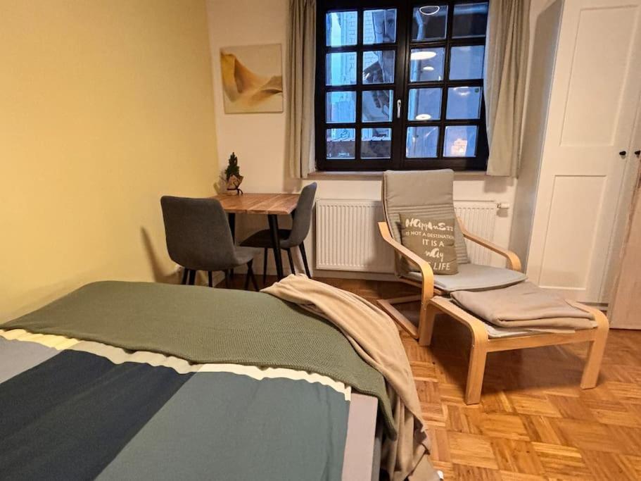 One-Bedroom Apartment photo 2