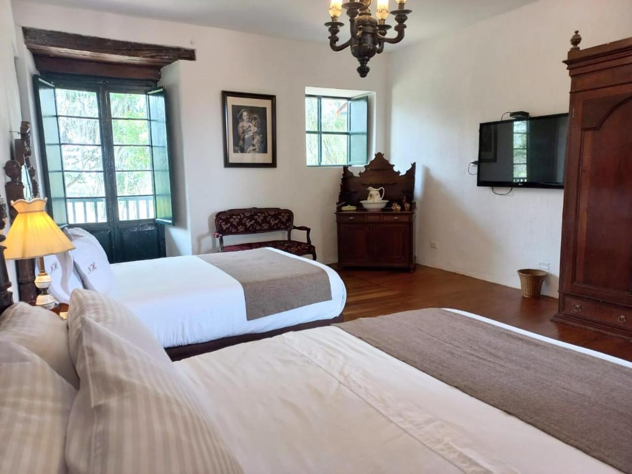 Family Room photo 1