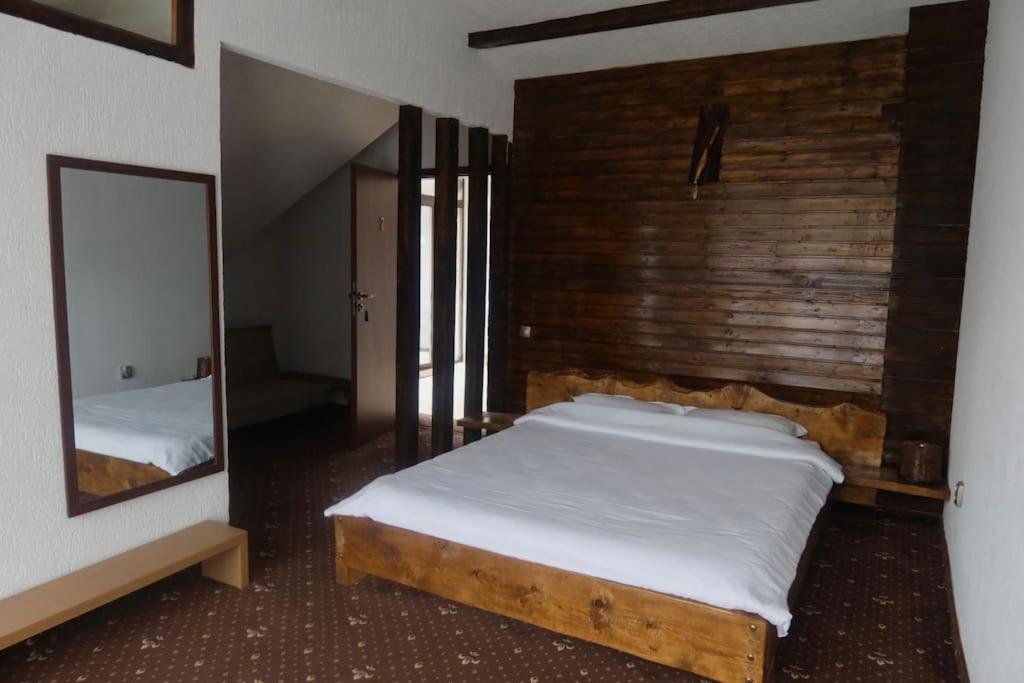 Villa photo 1