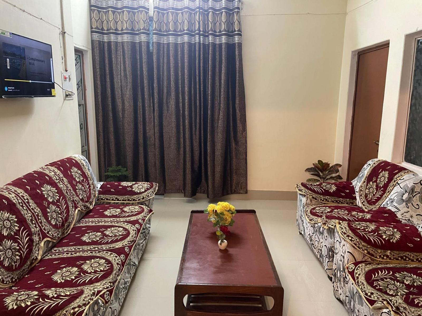 Standard Double Room With Shared Bathroom photo 1
