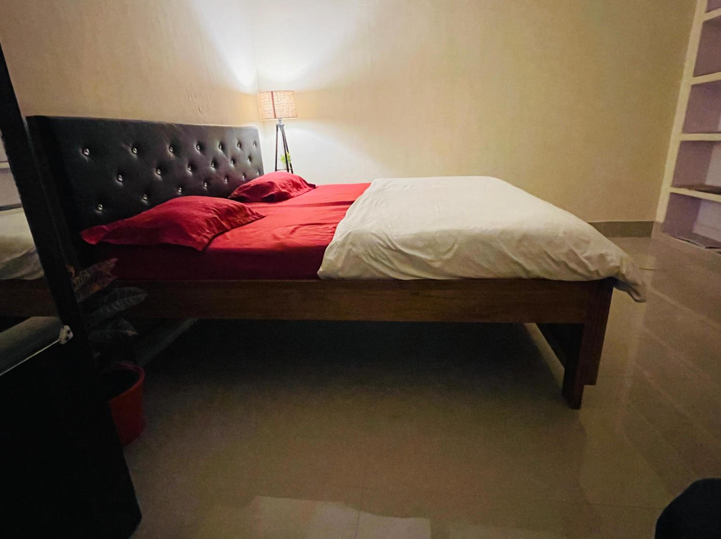 Standard Double Room With Shared Bathroom photo 3