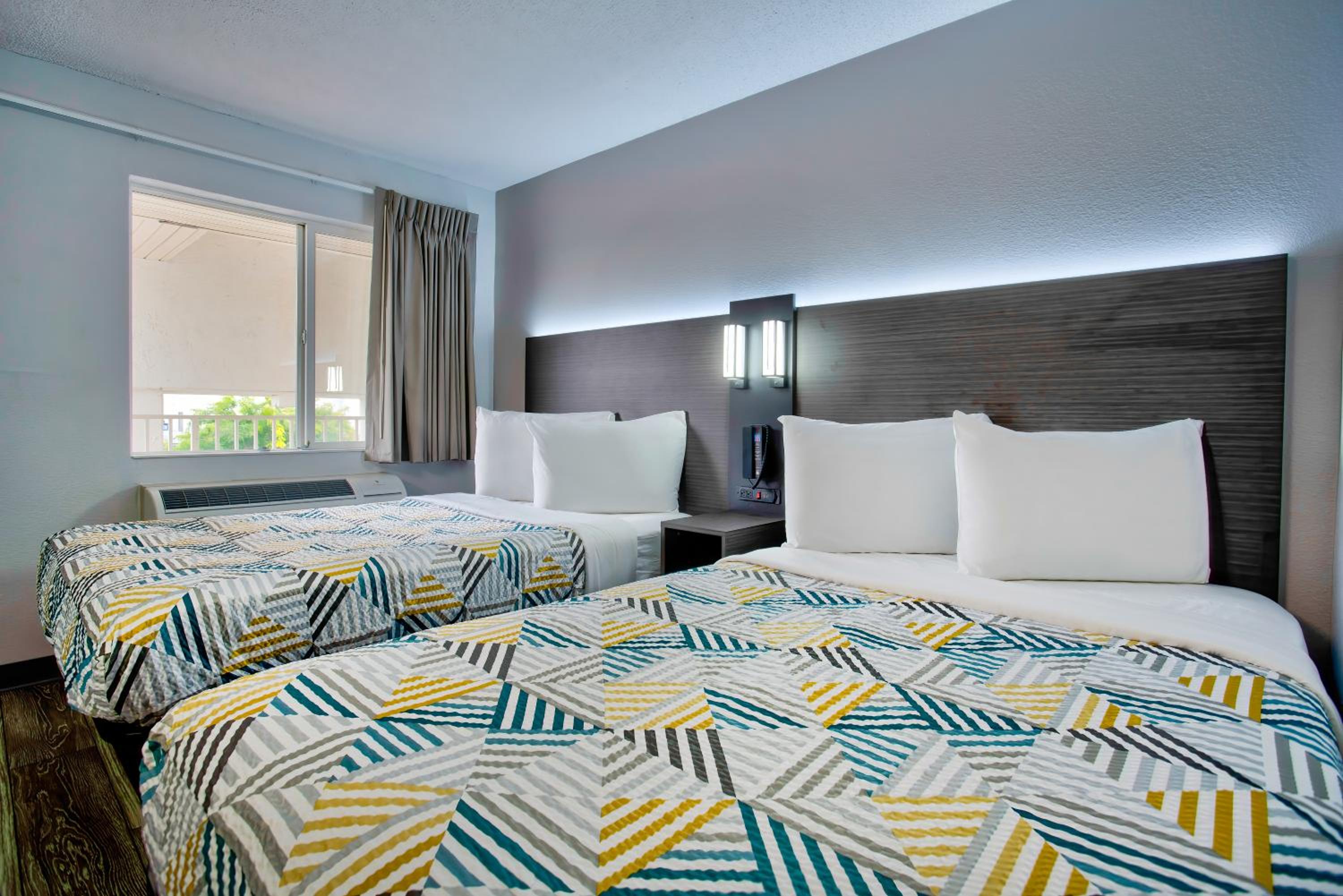 Deluxe Quadruple Room photo 2