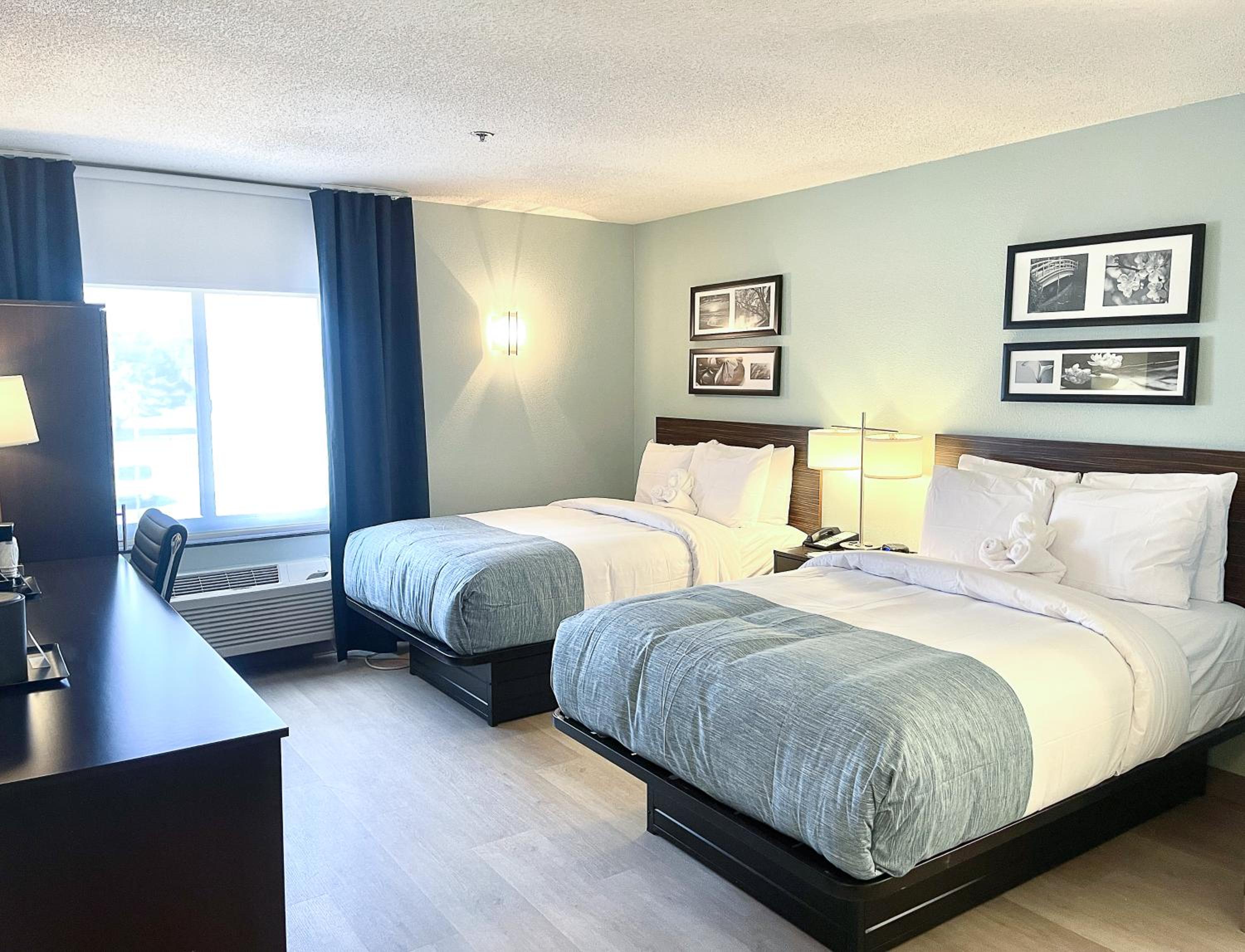 Double Room with Two Double Beds - Non-Smoking - Photo 6