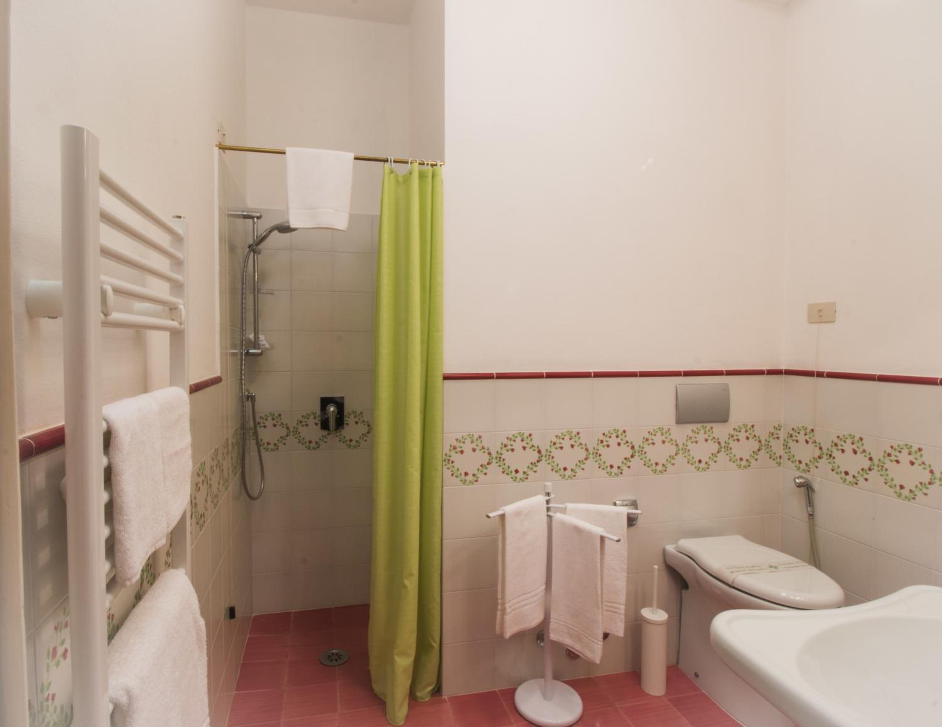 Three-Bedroom Apartment (Medici) photo 3