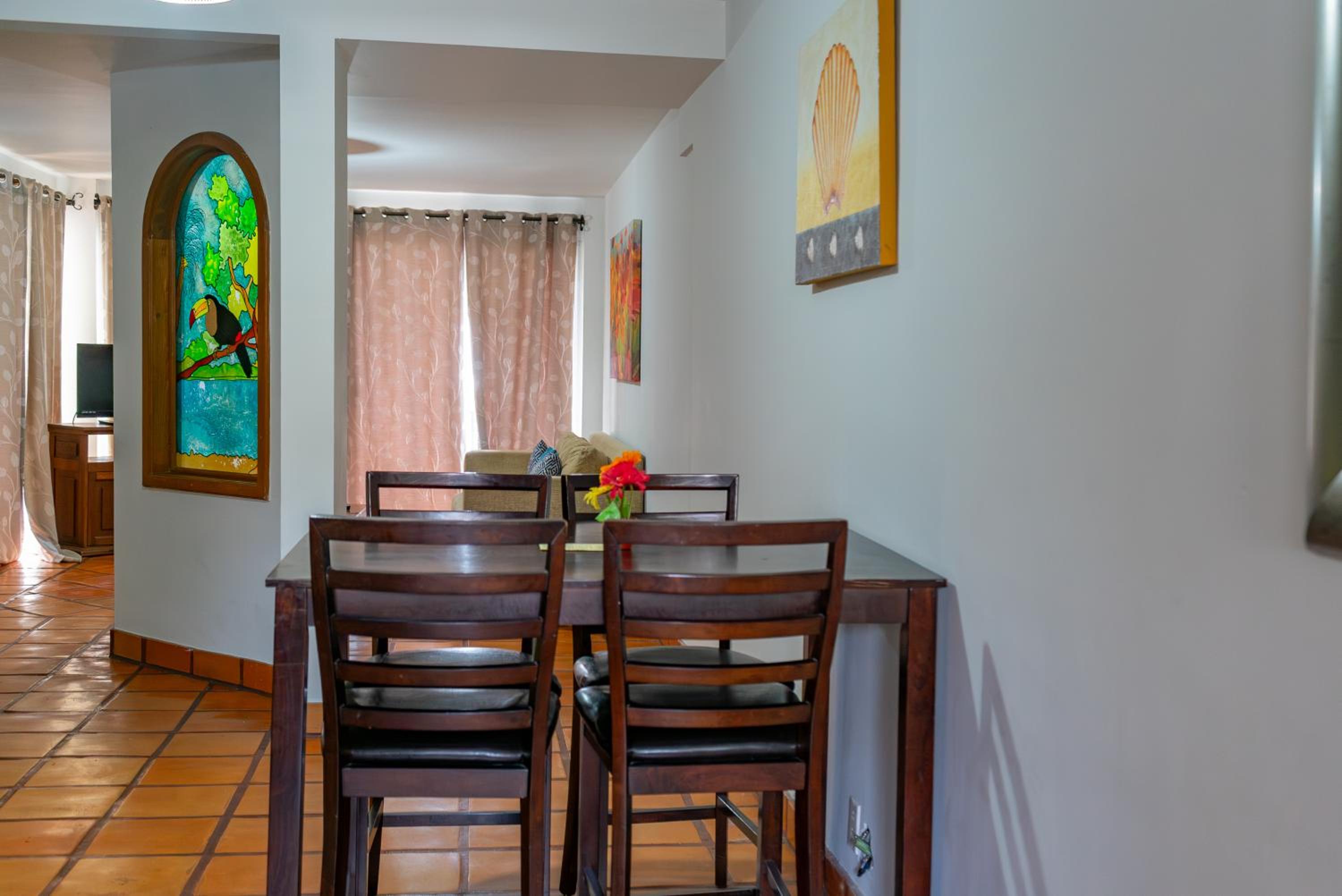 Family Suite - Photo 15