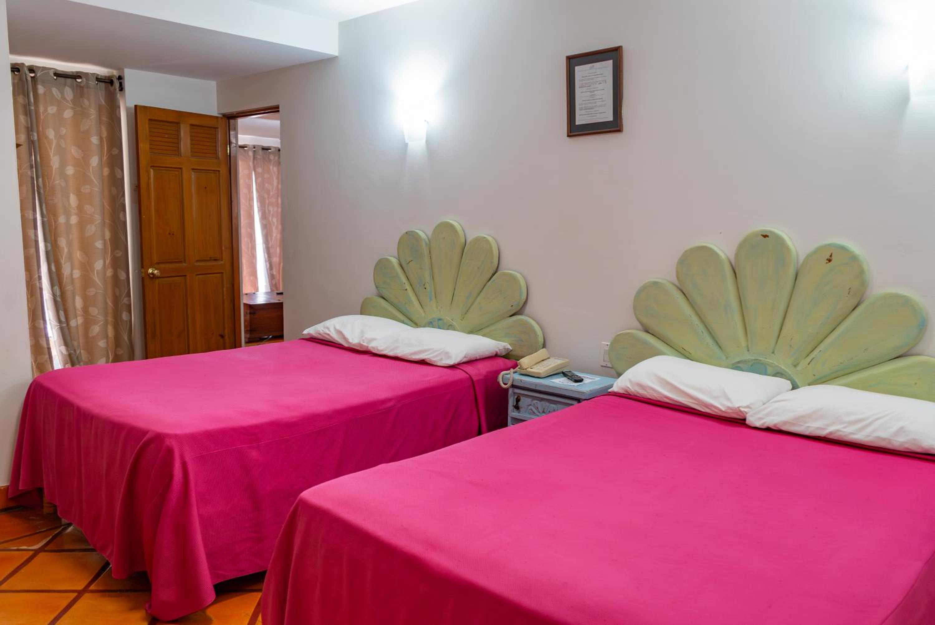 Family Suite - Photo 16