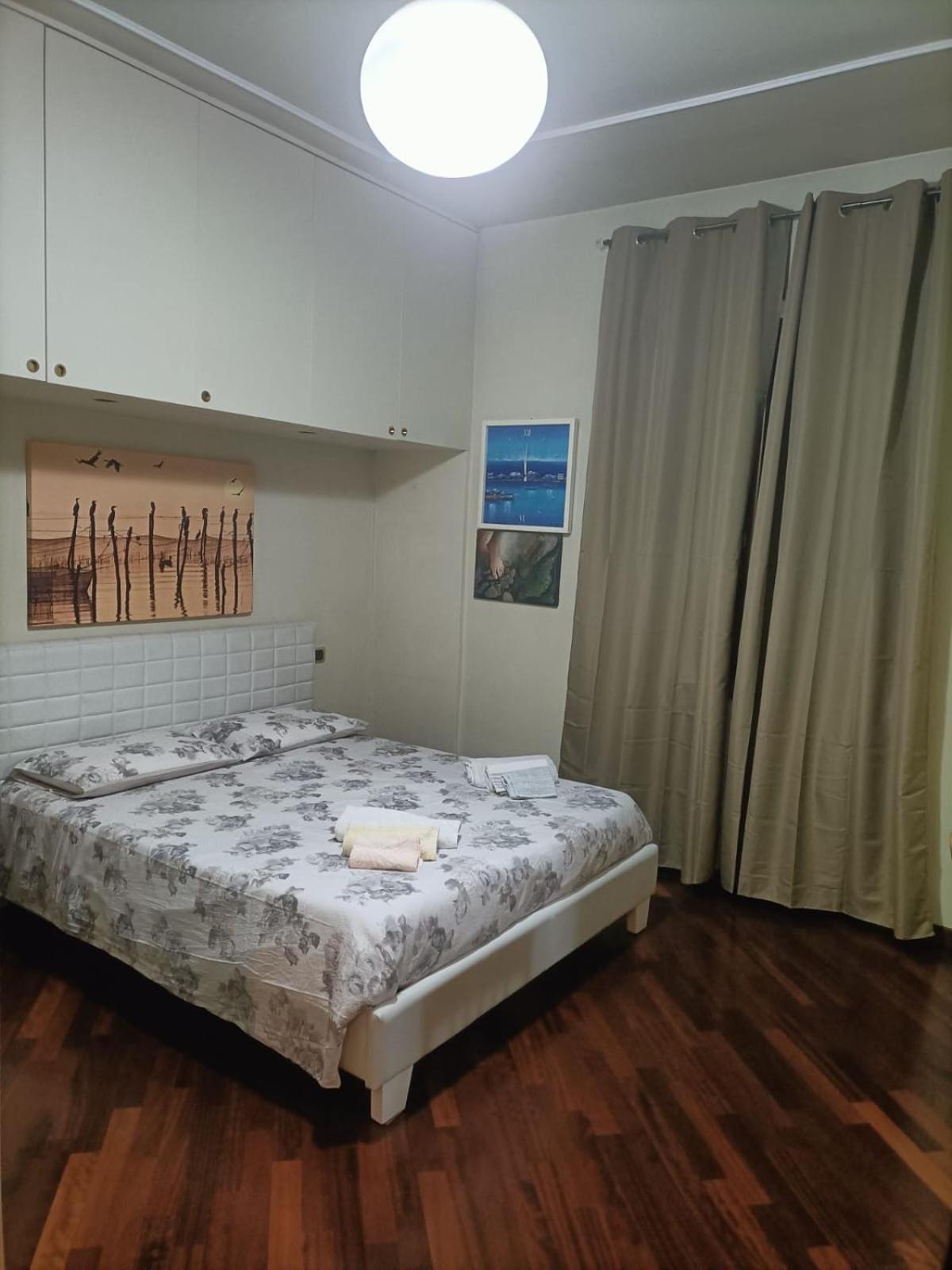 Double Room with Shared Bathroom photo 1