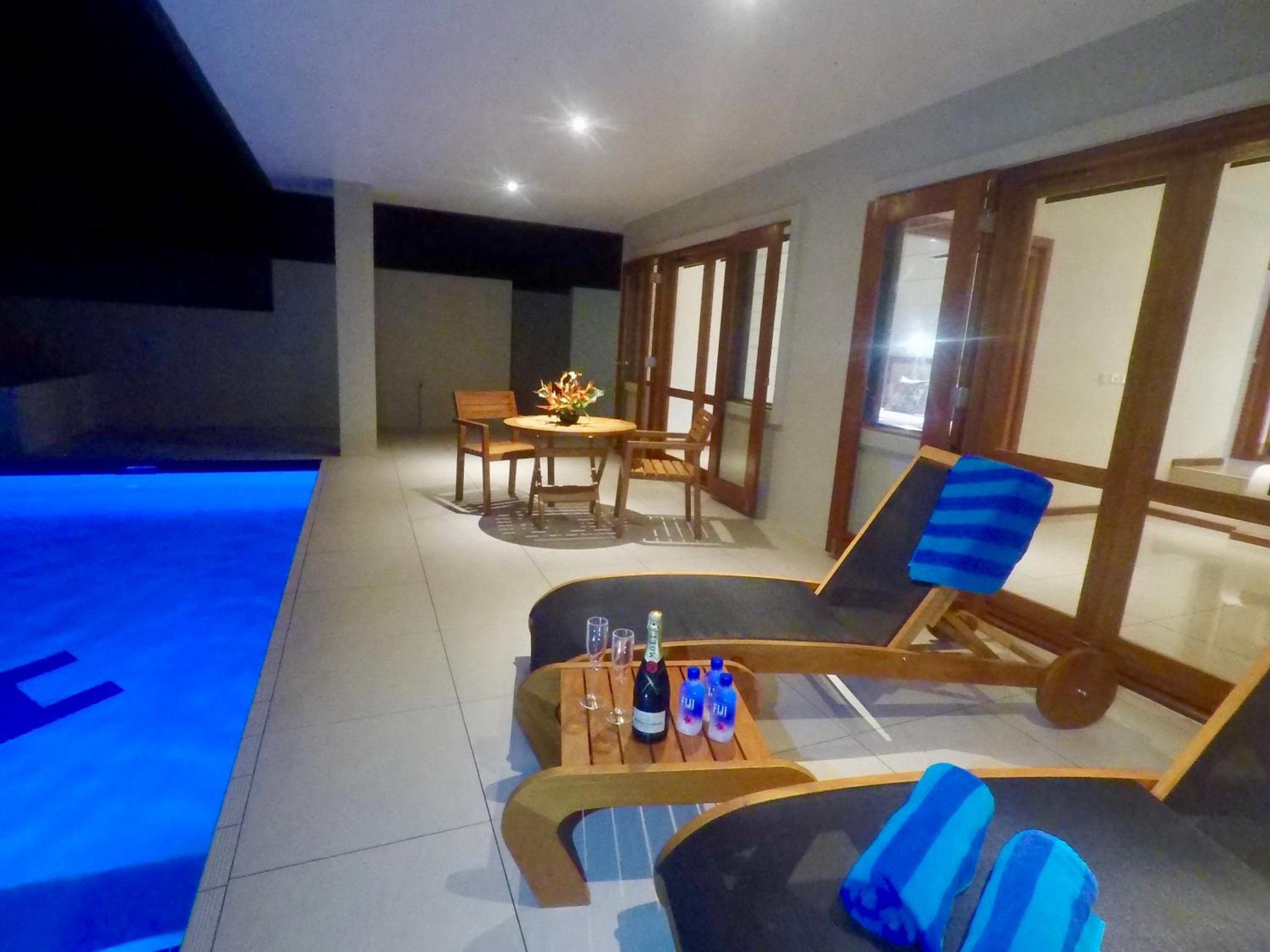 Luxury Ocean Front Villa photo 2