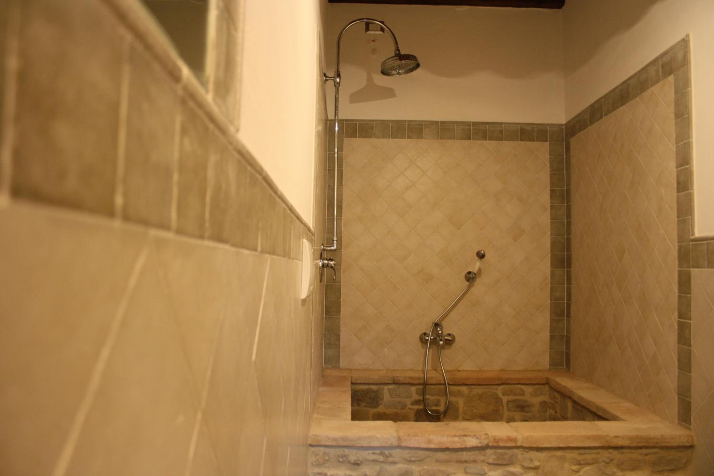 One-Bedroom Apartment (2 Adults) photo 2