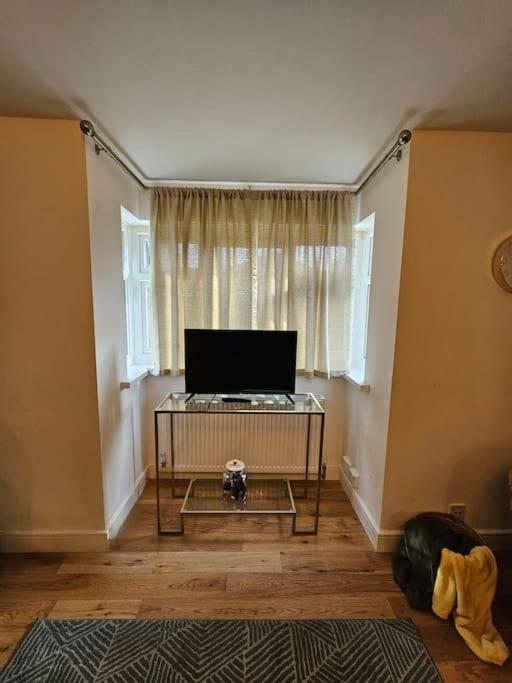 Two-Bedroom Apartment photo 3