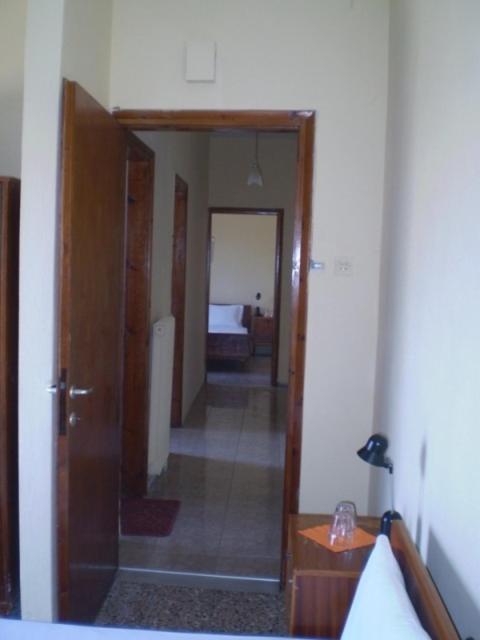 Apartment (4 Adults) - Photo 4