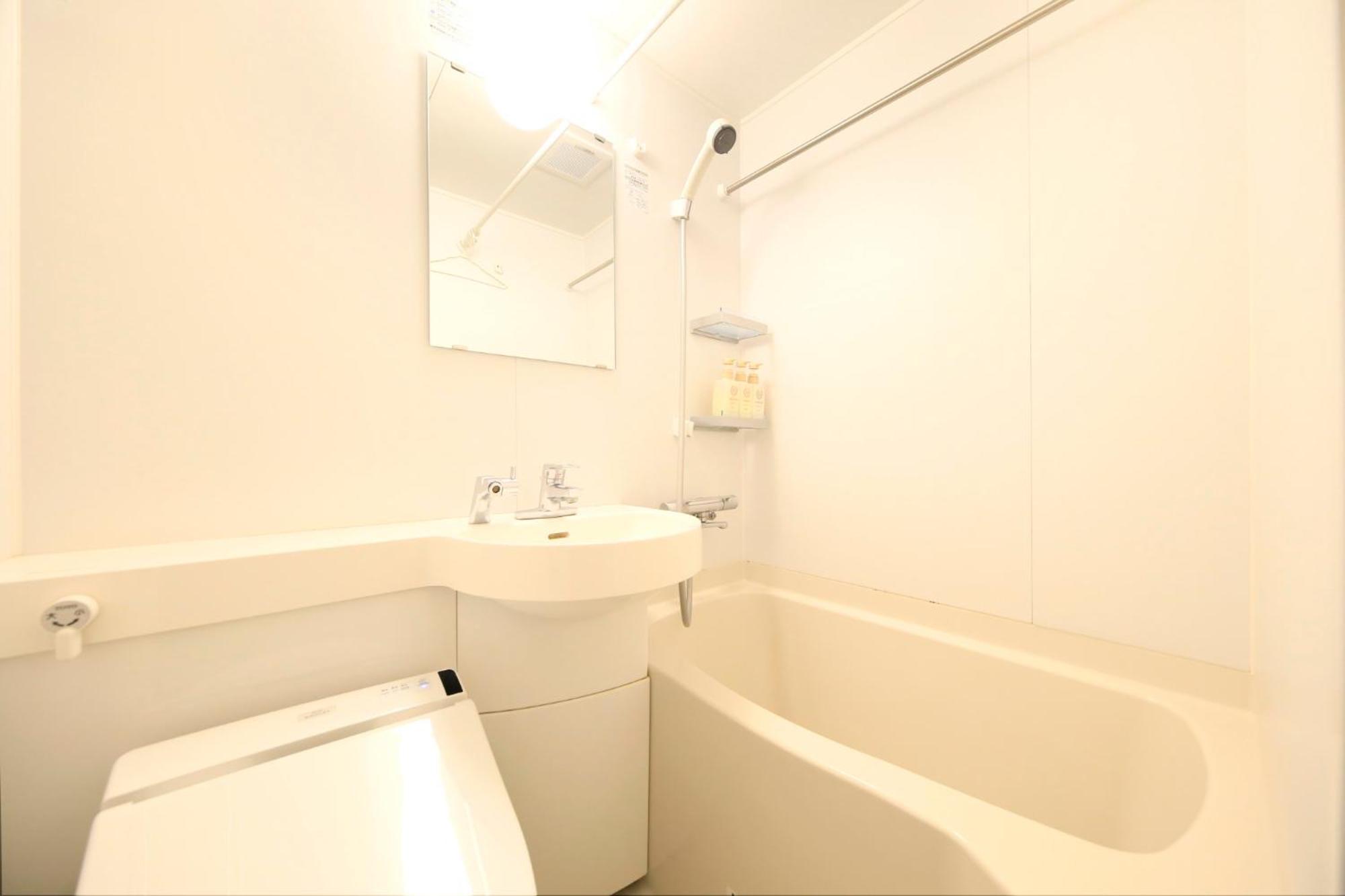 Twin Room - Photo 2