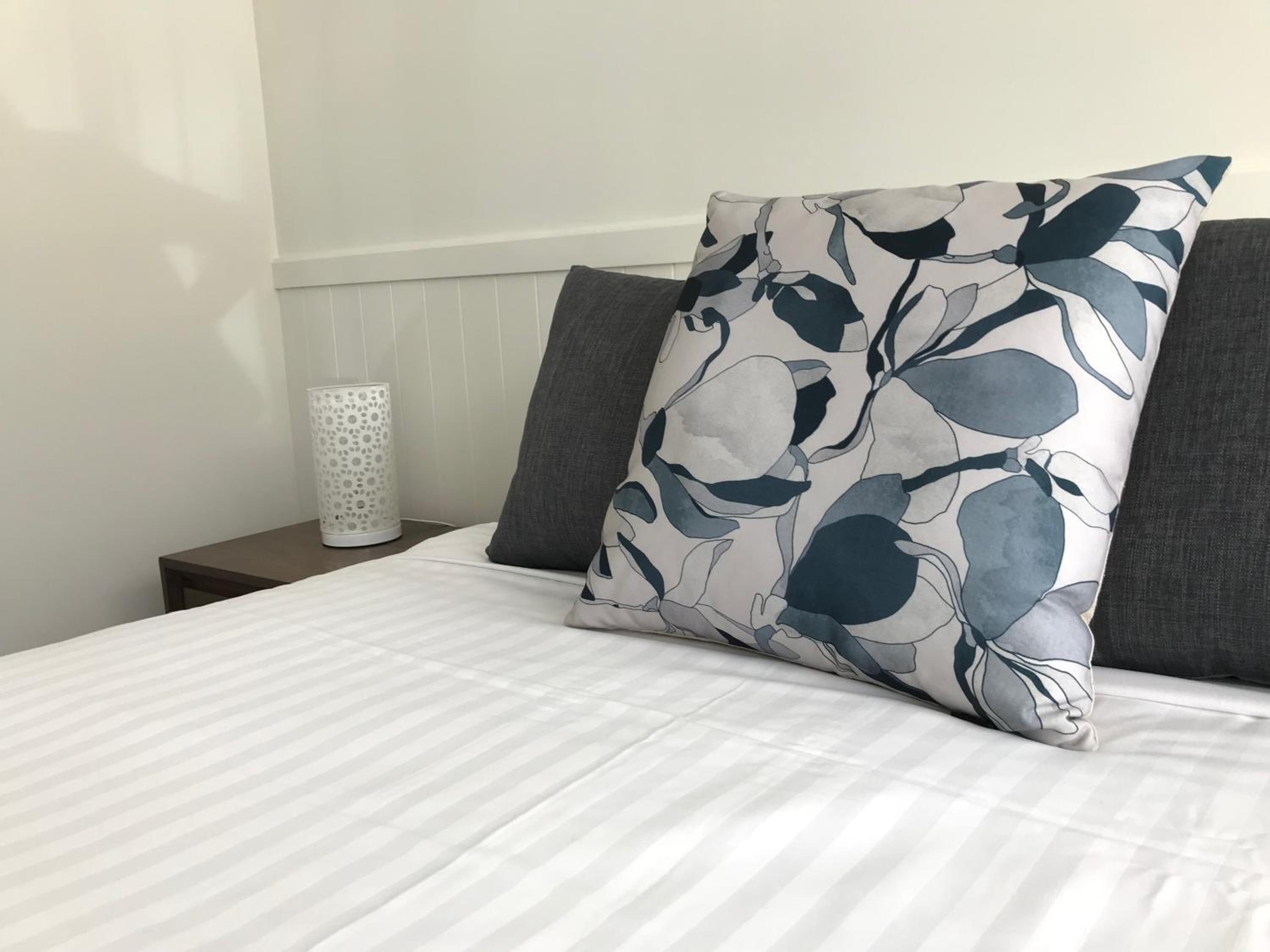 Deluxe King Room photo 1