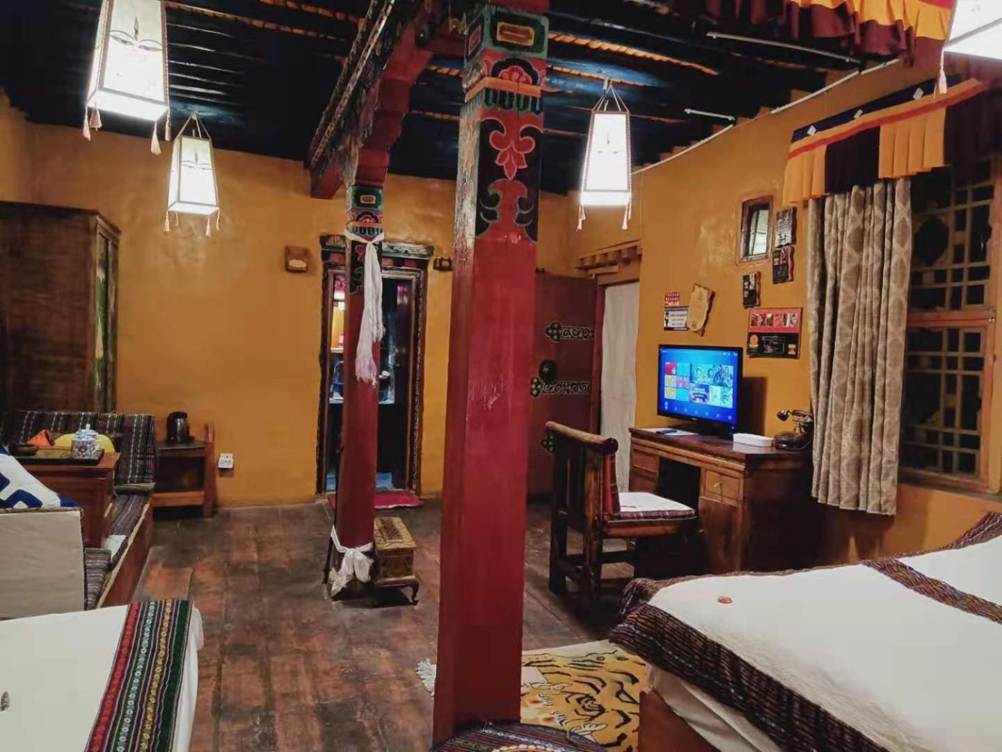 Extra Large Twin Room photo 3
