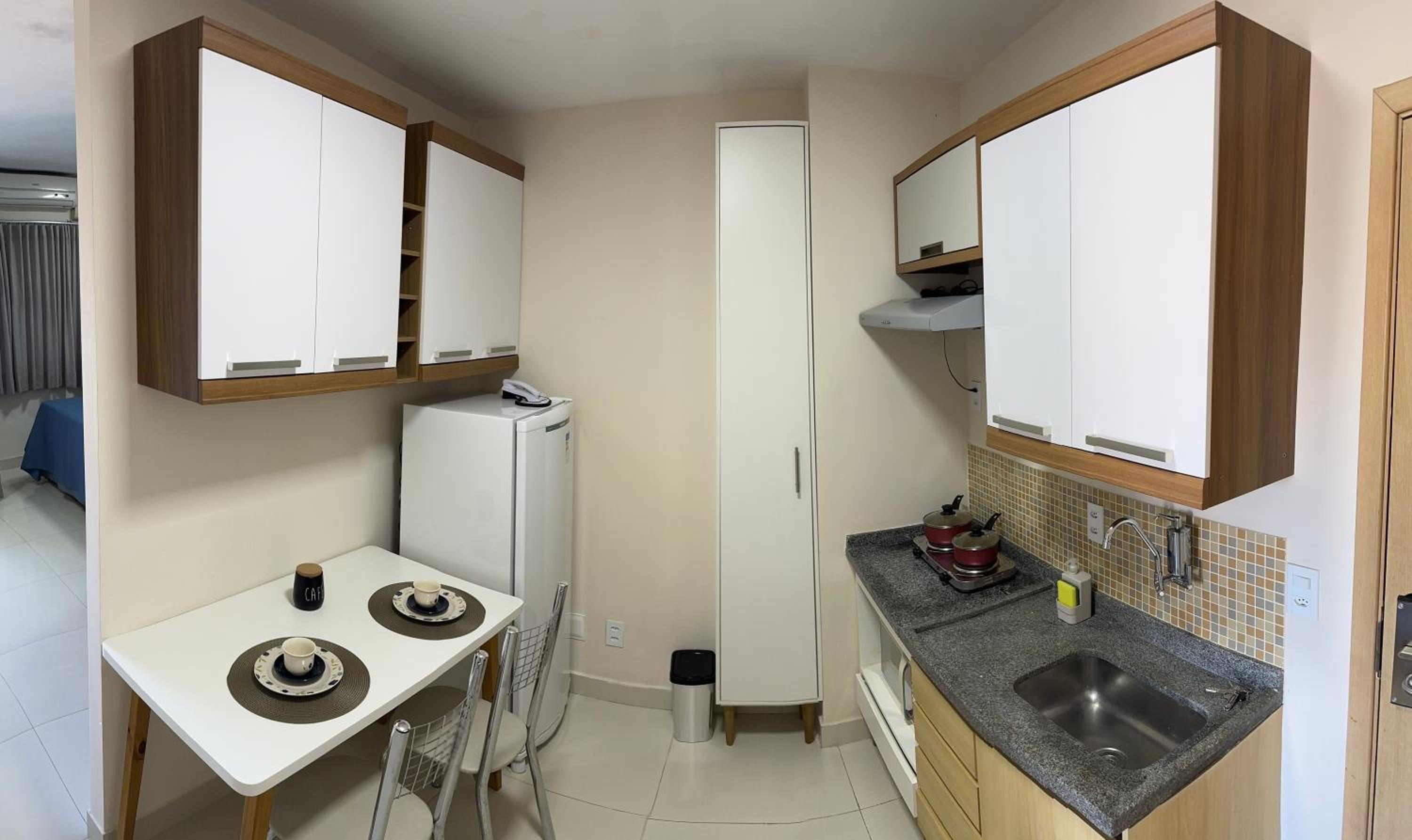 One-Bedroom Apartment photo 3