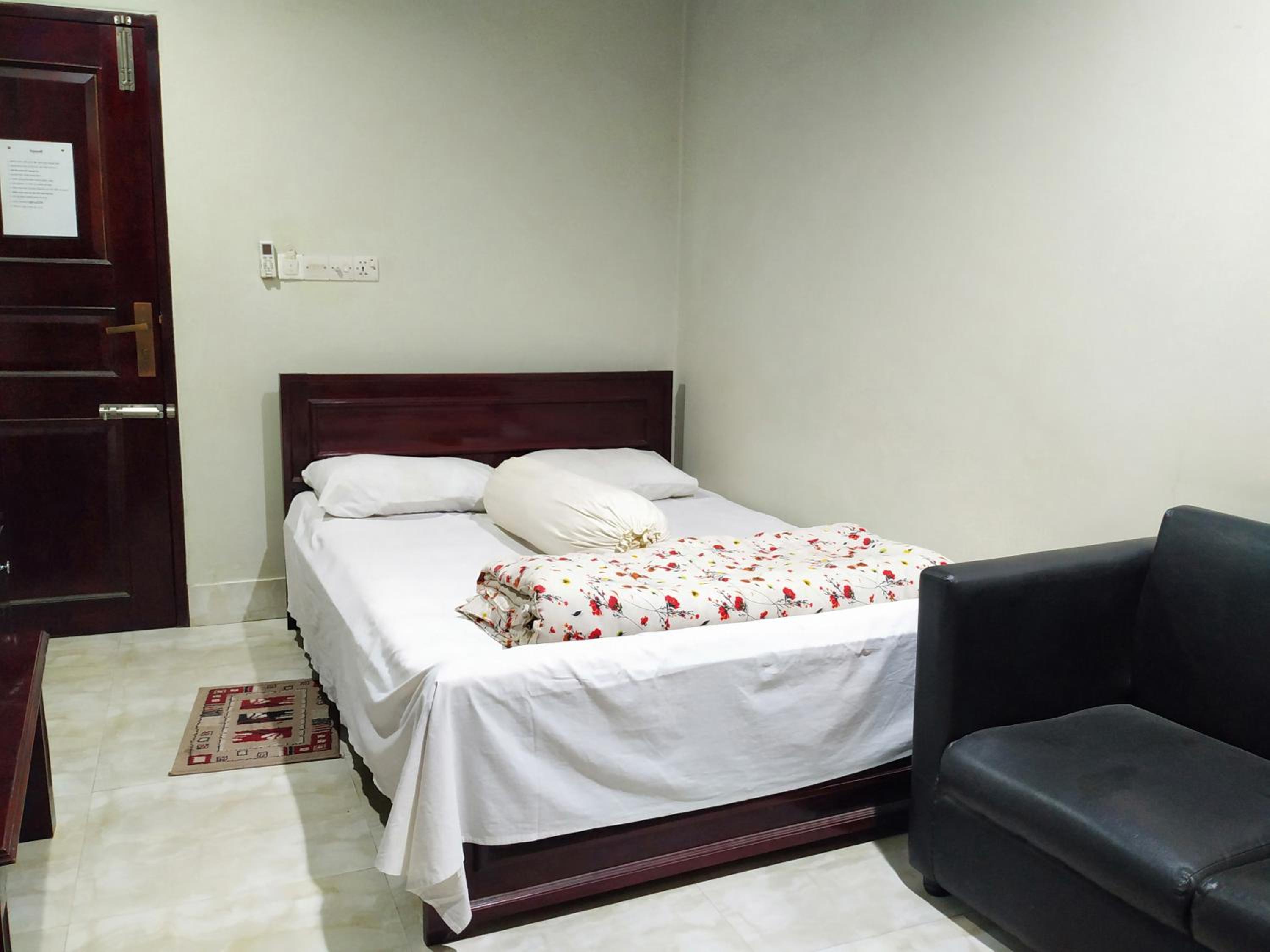 Deluxe Room (2 Adults + 1 Child) photo 2