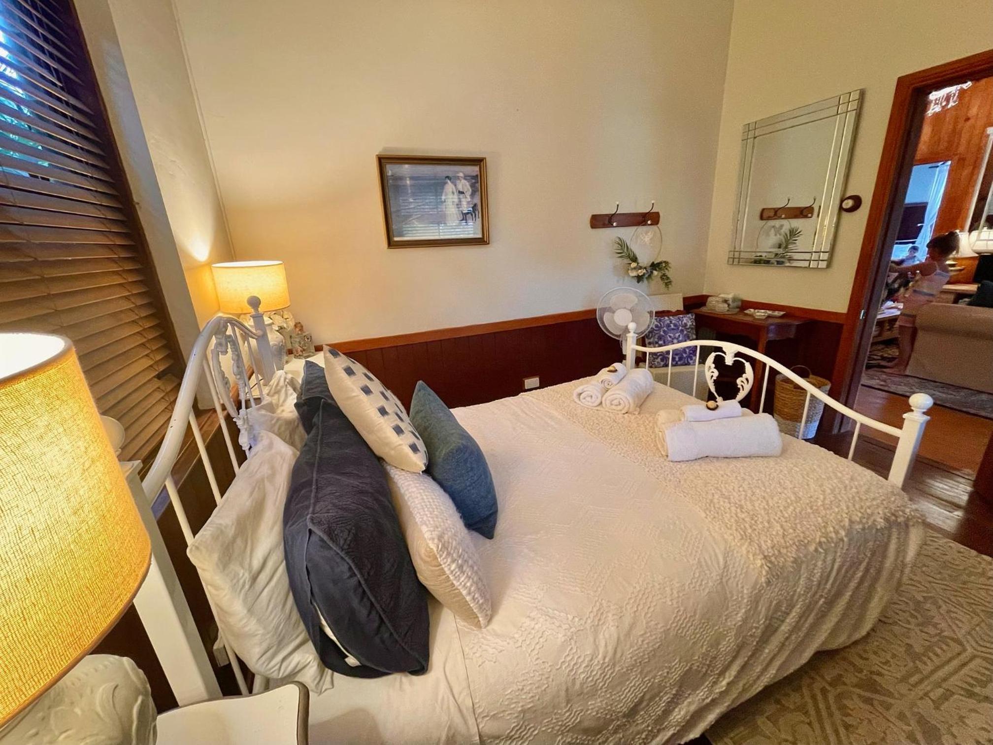 Four-Bedroom House photo 1
