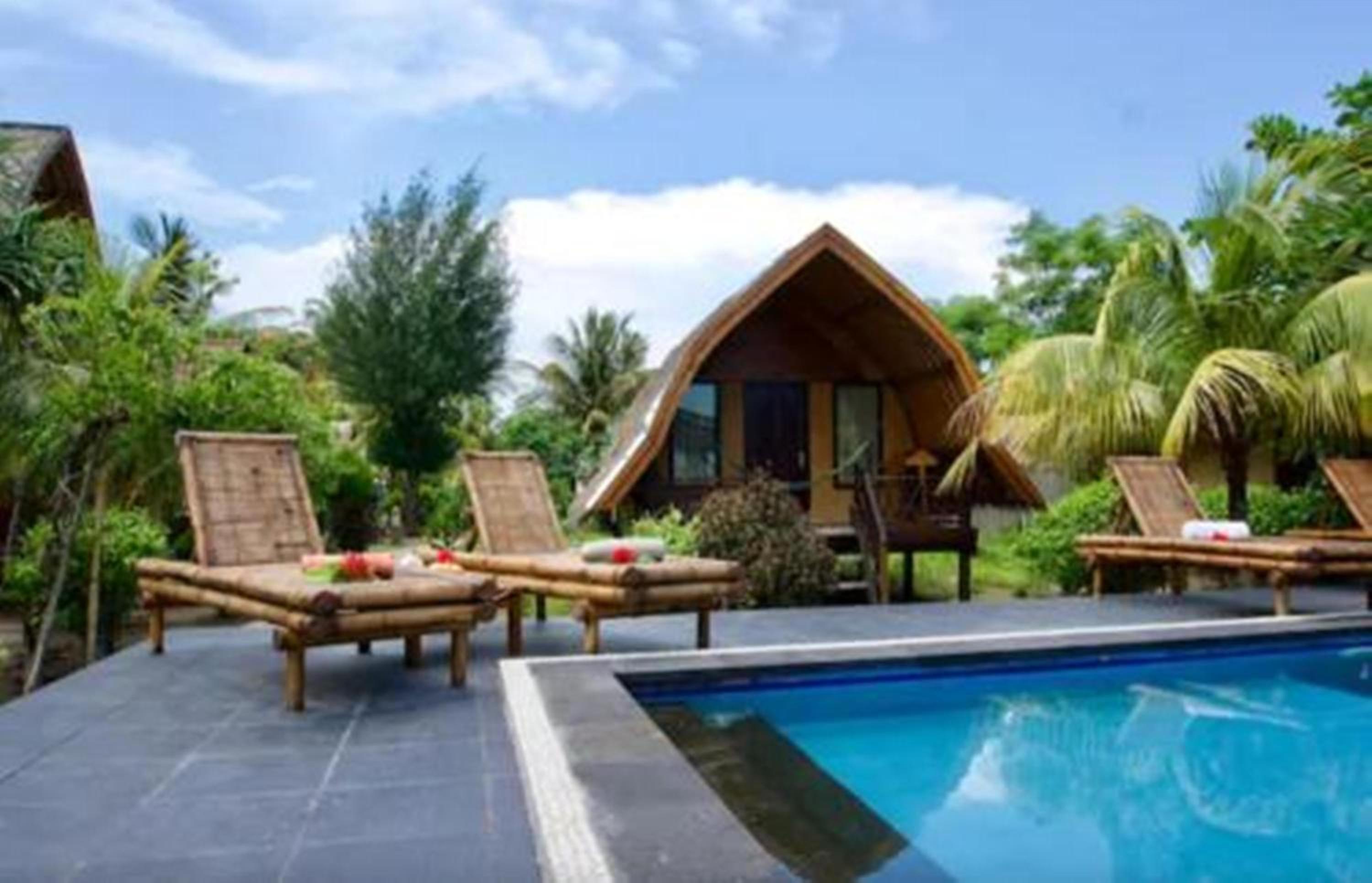Bungalow with Sea View - Photo 12