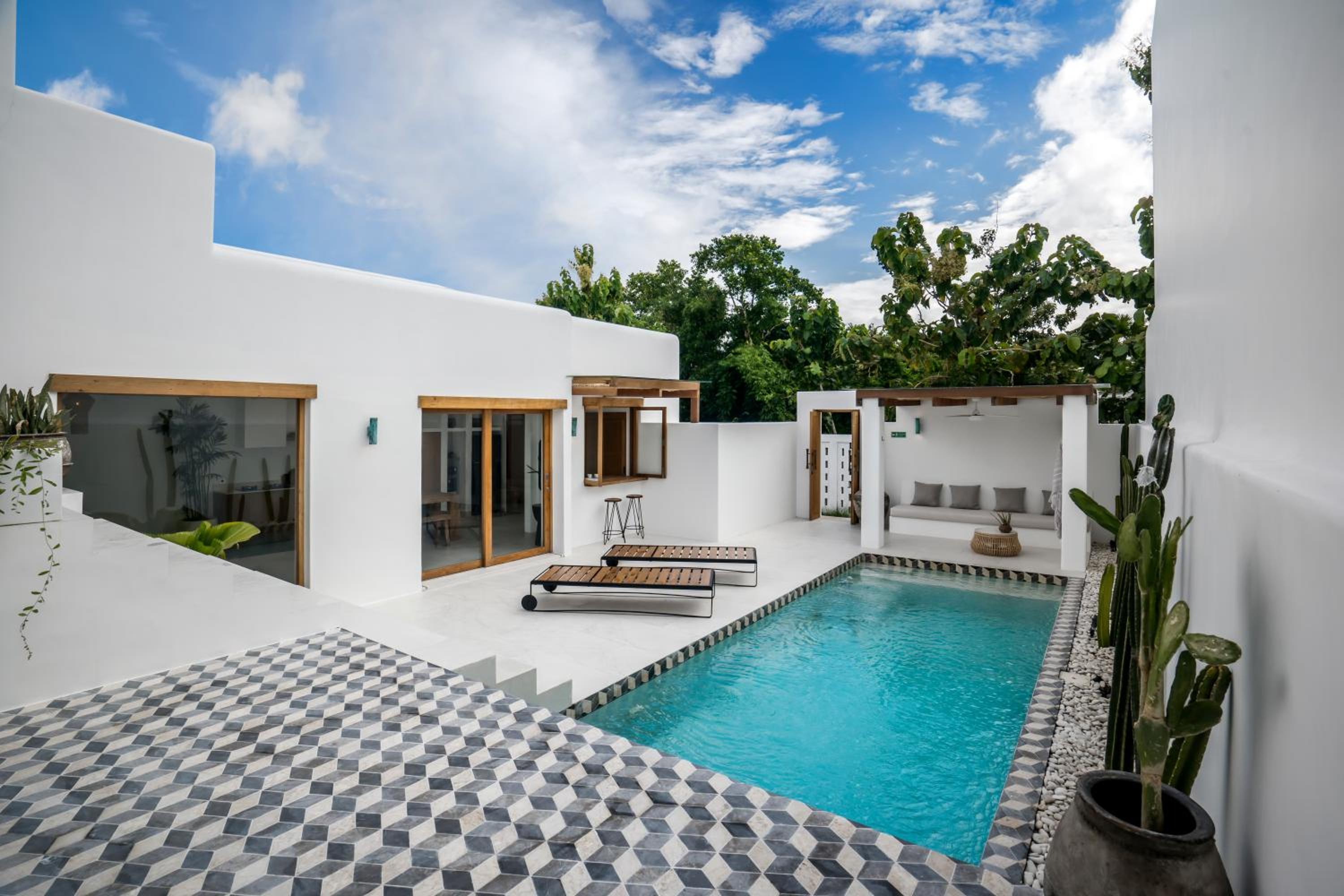 Two-Bedroom Villa - Photo 11