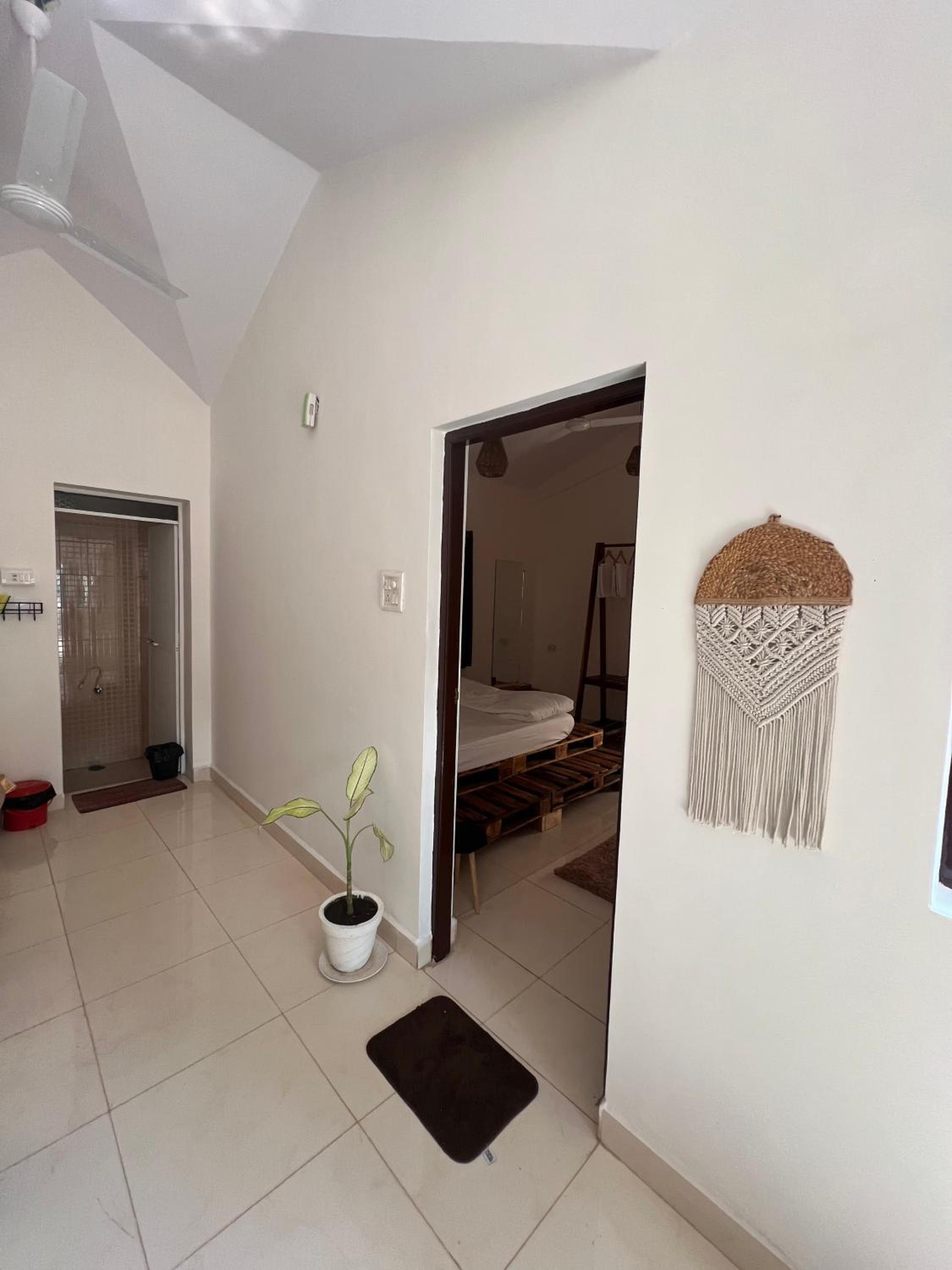 Studio Apartment photo 2
