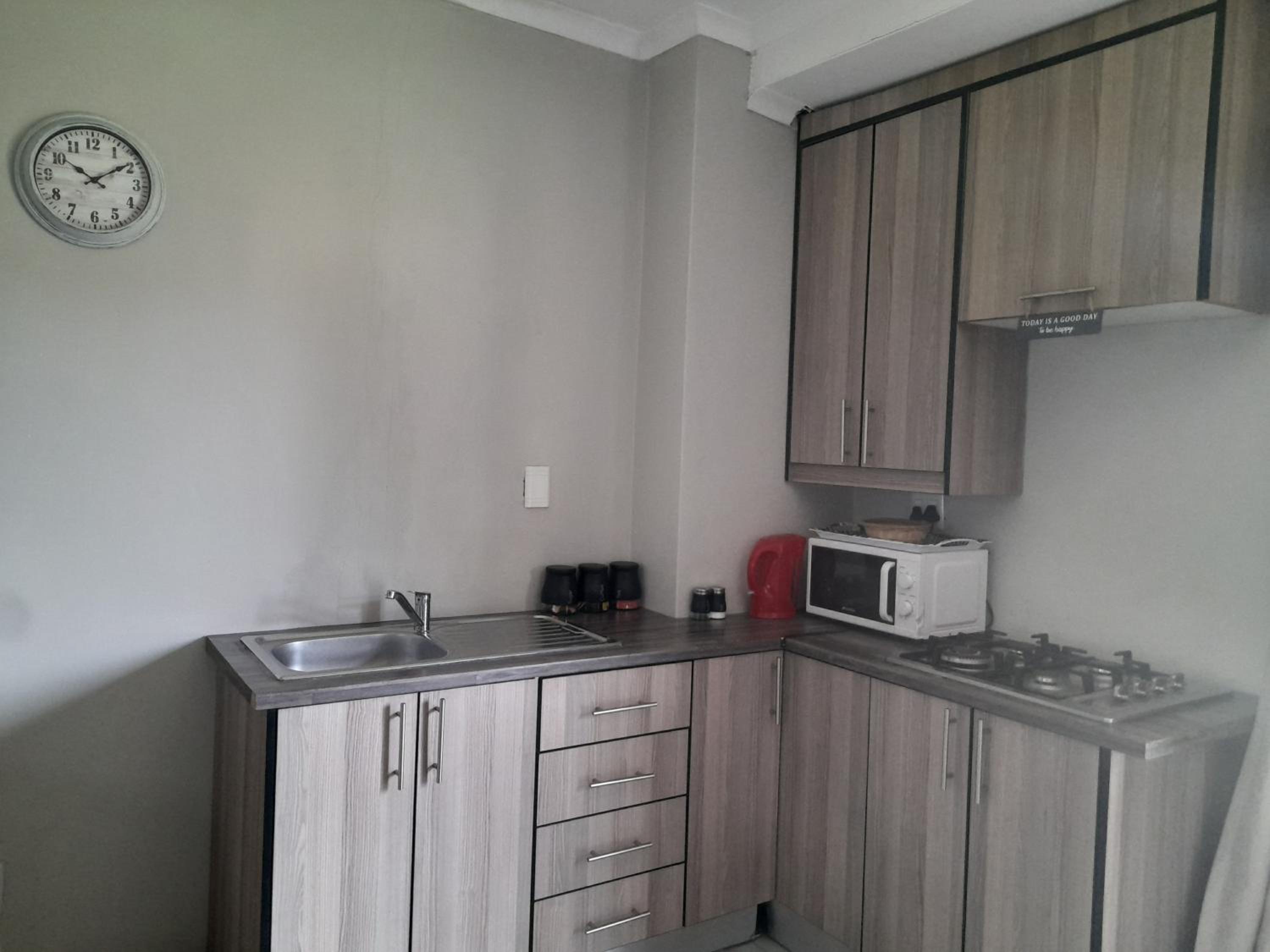 Luxury Apartment photo 3
