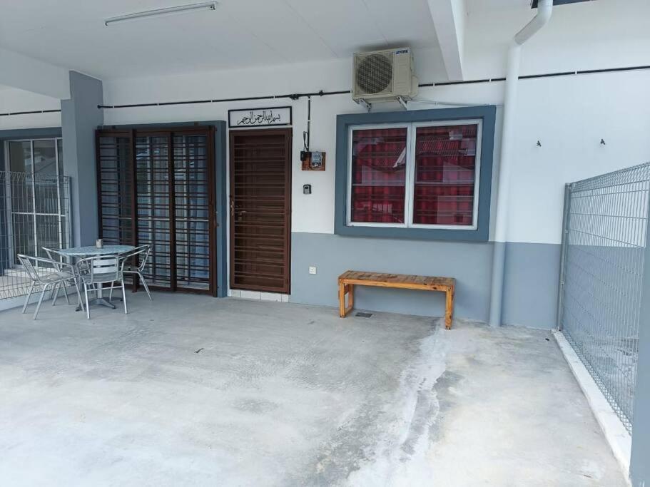 One-Bedroom House photo 2