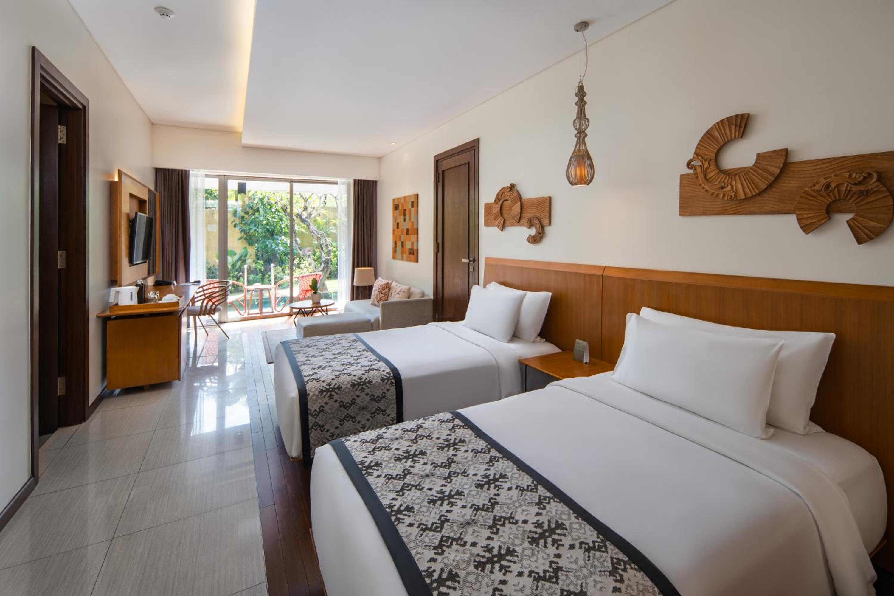 Deluxe Double Or Twin Room Pool Access With Club Benefit