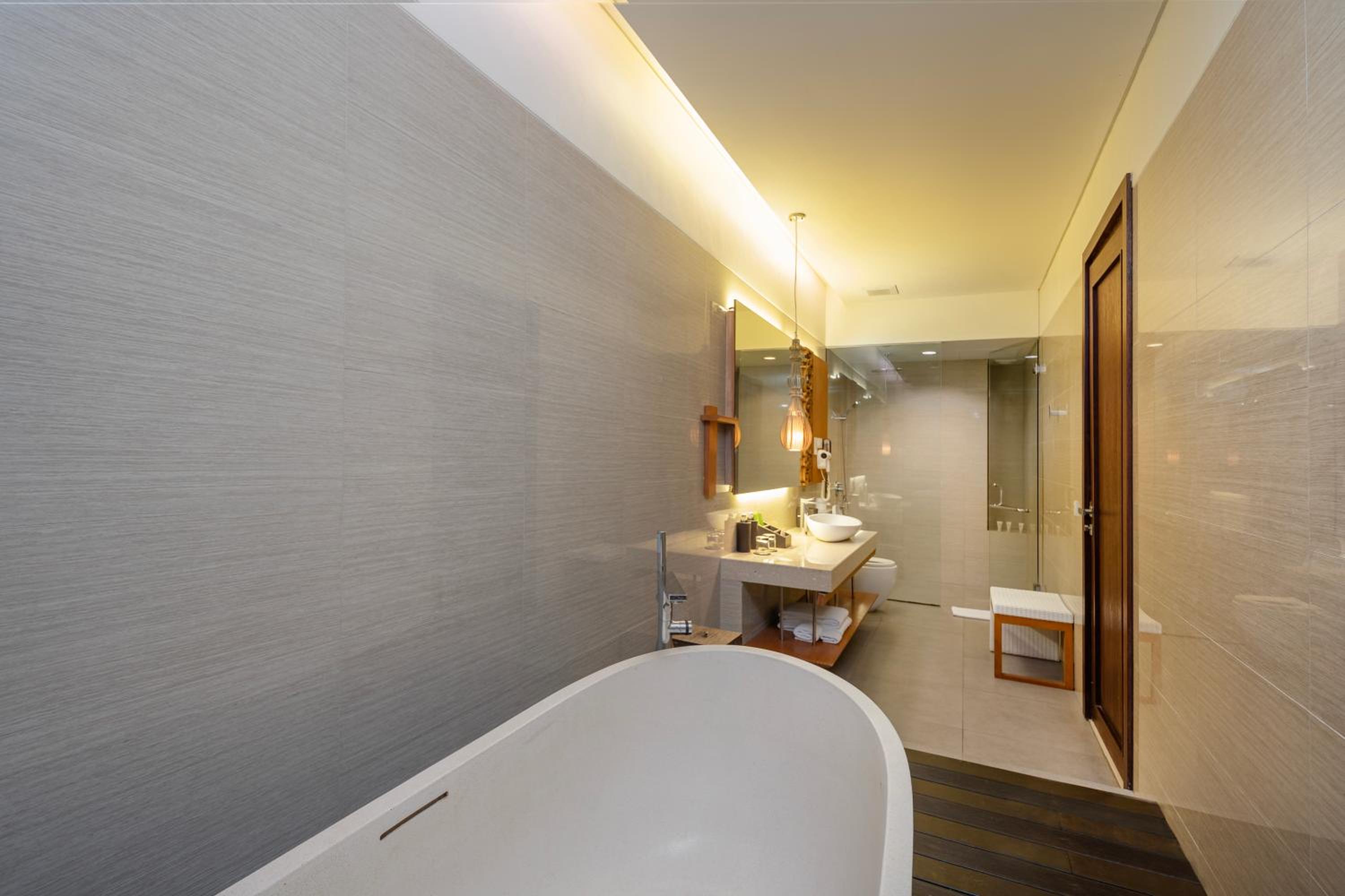 Deluxe Double Or Twin Room Pool Access With Club Benefit