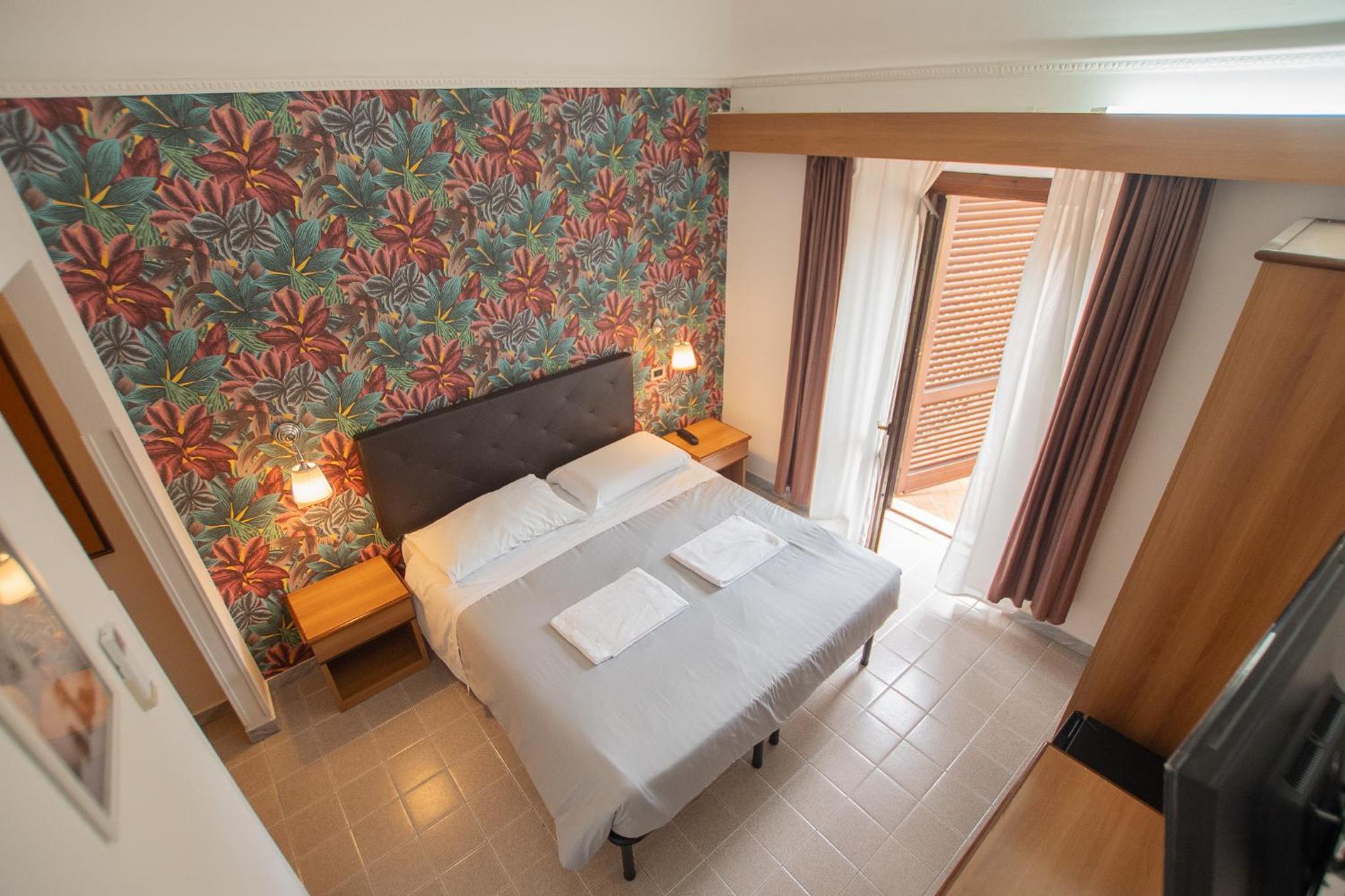 Double or Twin Room - Photo 24