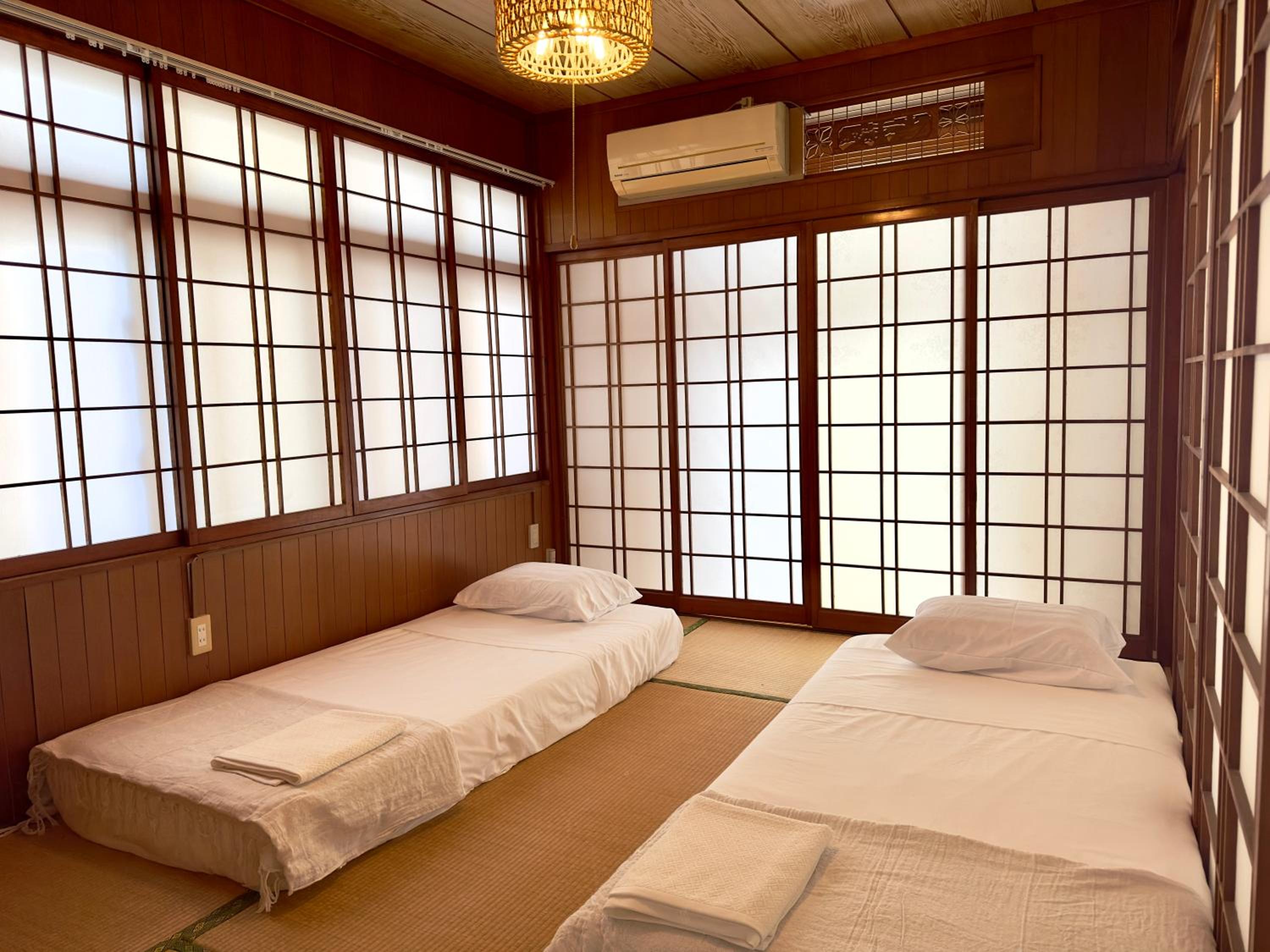 Standard Twin Room photo 2