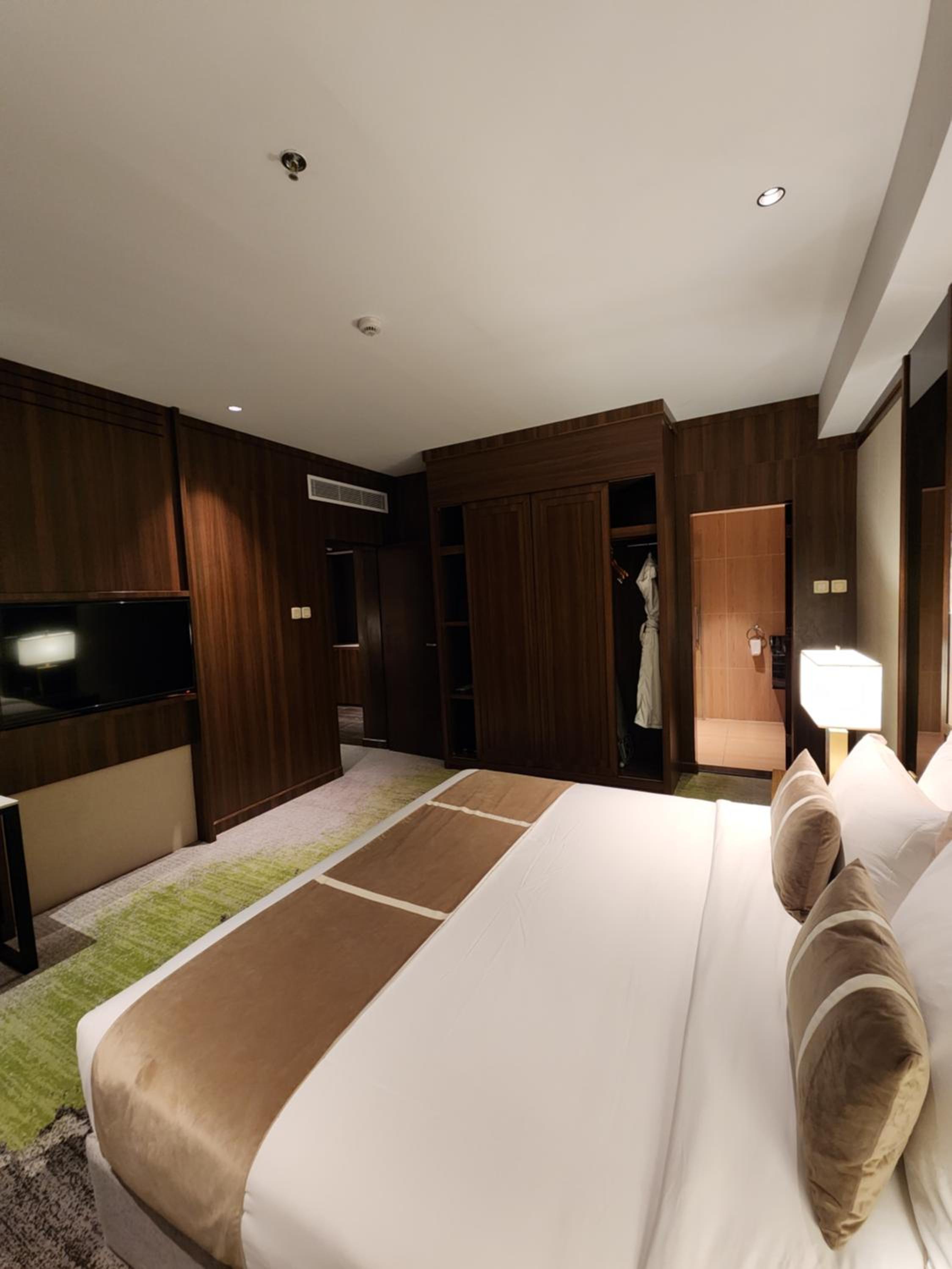 Executive Suite