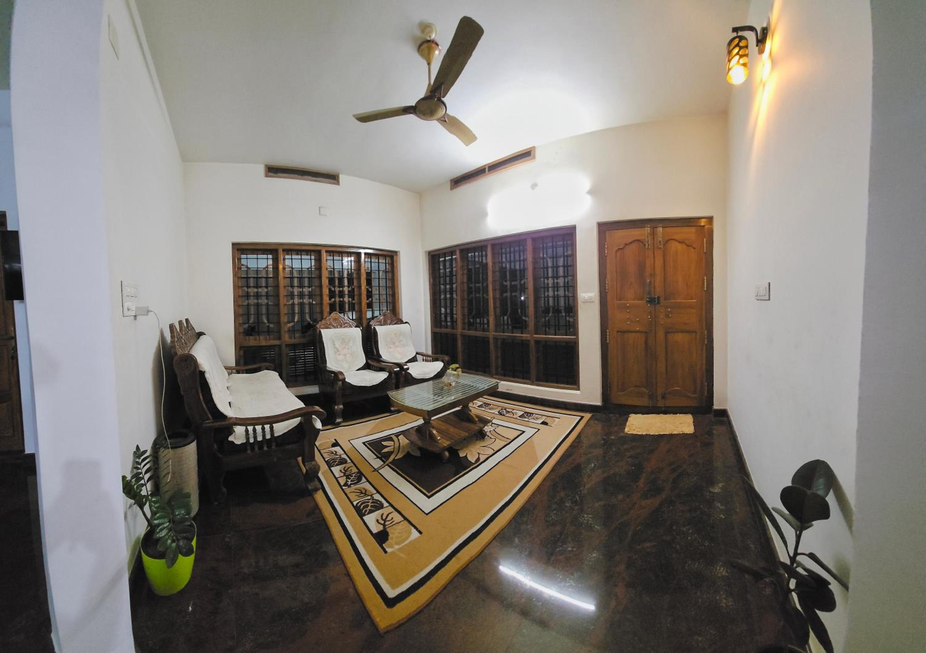 Family Room photo 1