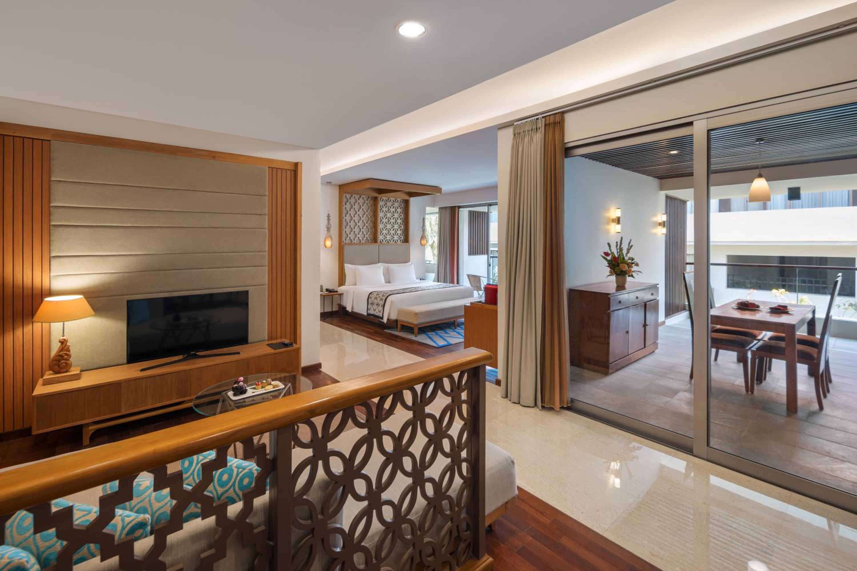Suite with Garden View